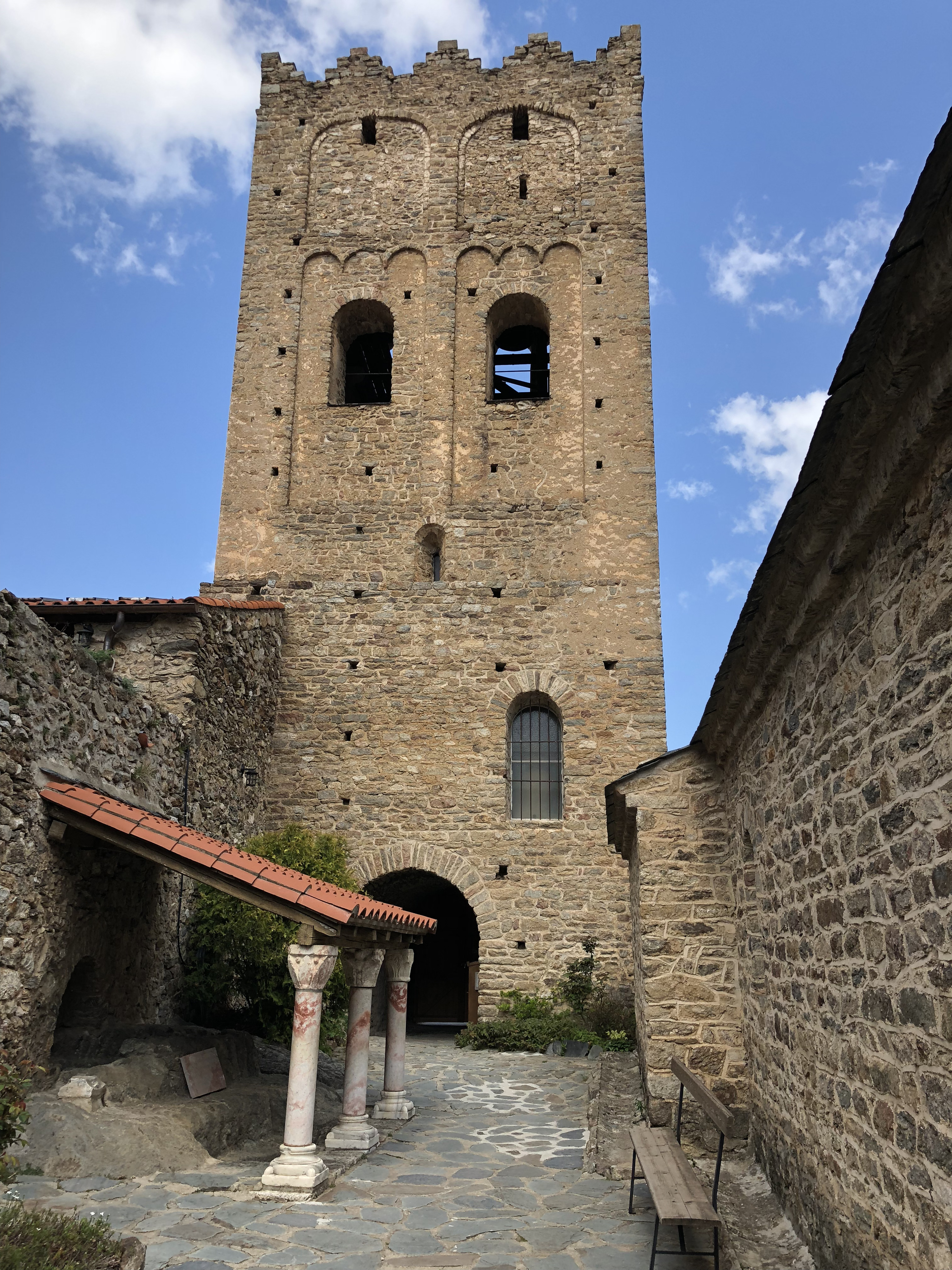 照片 法国(France) 卡尼古圣马丁修道院(Abbaye Saint Martin du Canigou) 2018-04 24