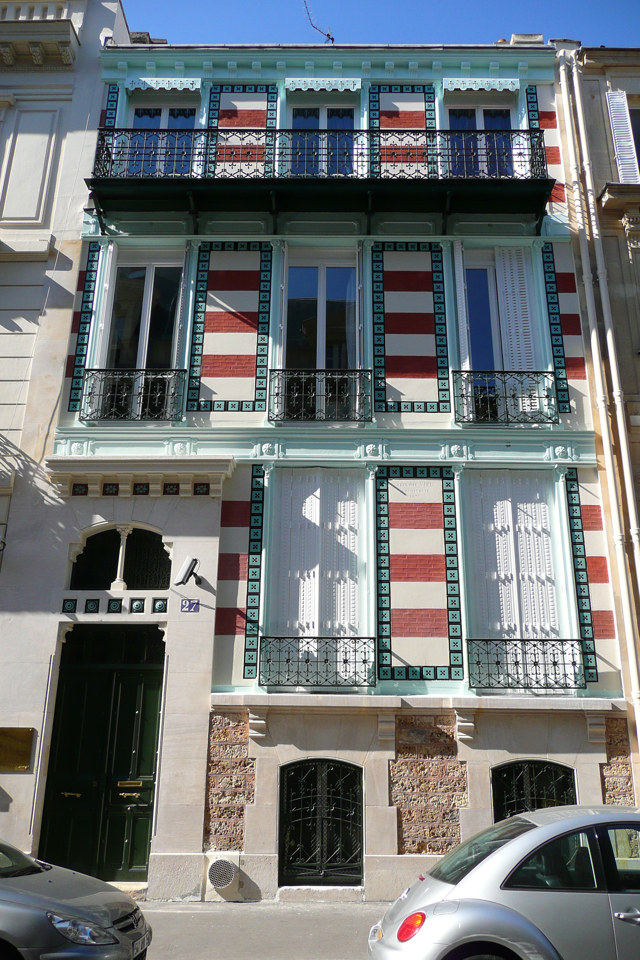 照片 法国(France) 巴黎(Paris) 第十七区(17th Arrondissement) 福尔图尼街(Rue Fortuny) 2007-09 16