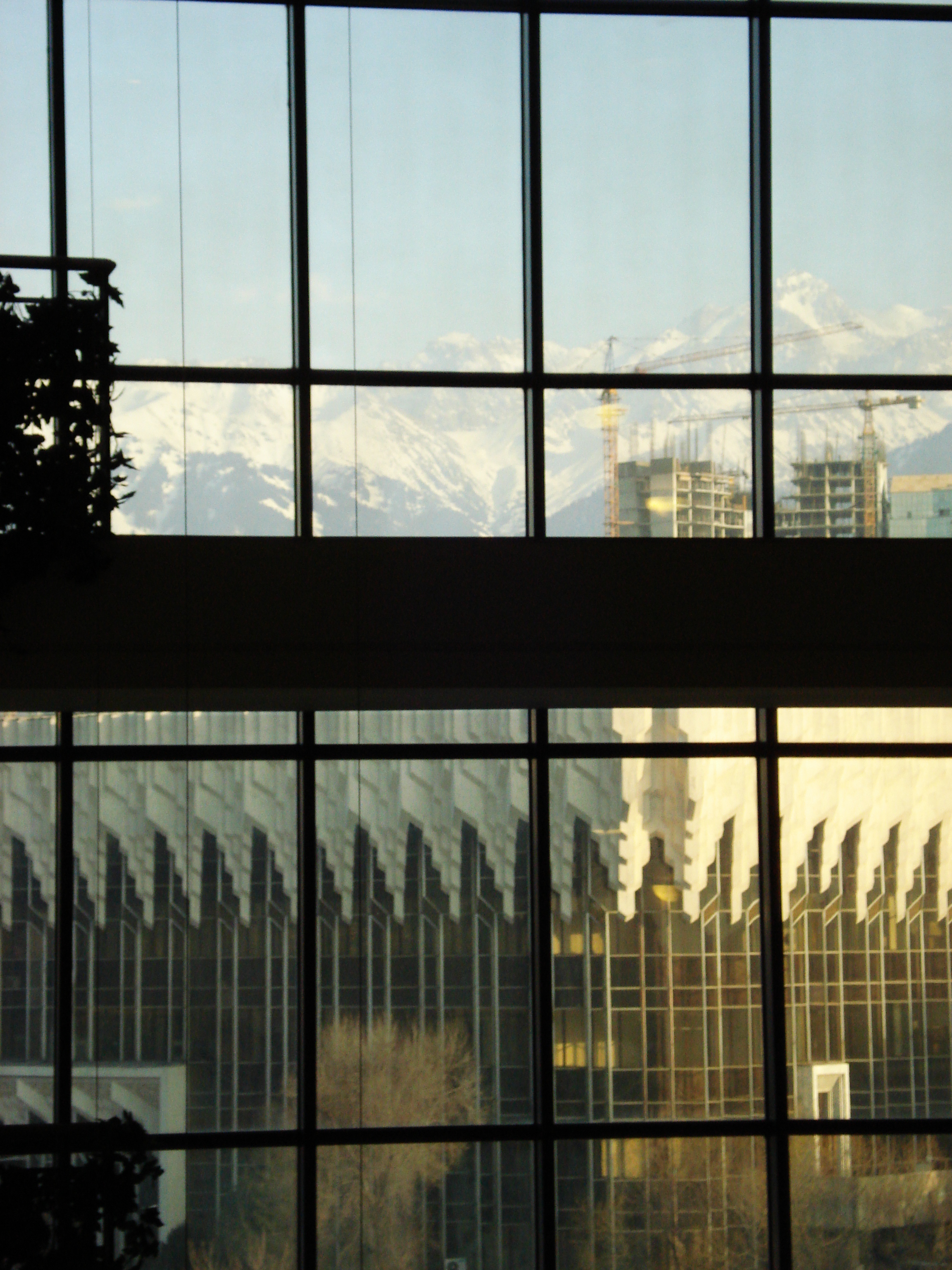 照片 哈萨克斯坦(Kazakhstan) 阿拉木图(Almaty) 阿拉木图洲际酒店(Intercontinental Almaty Hotel) 2007-03 16