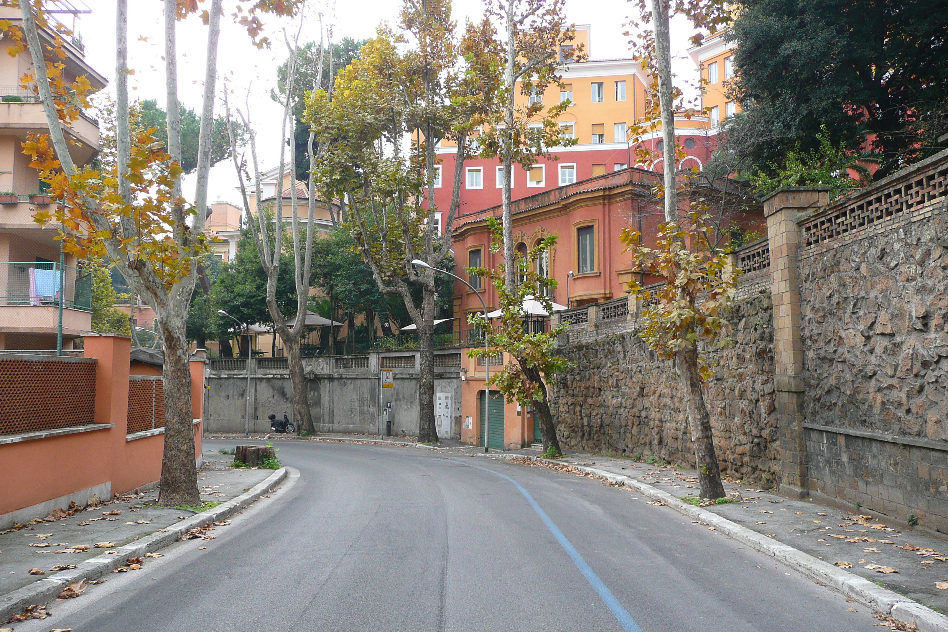 照片 意大利(Italy) 罗马(Rome) 四月三十日大道(Viale Trenta Aprile) 2007-11 16