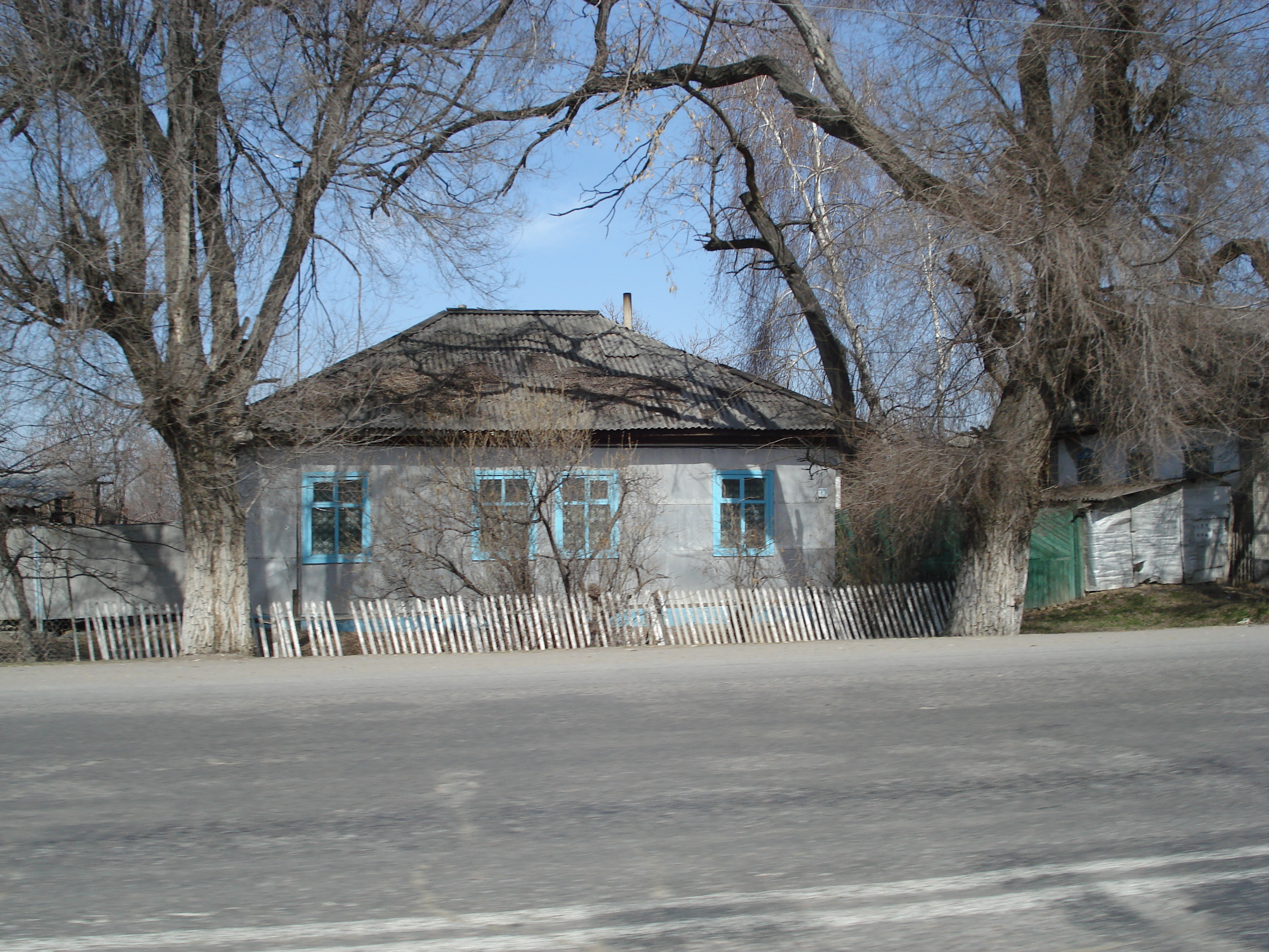 照片 哈萨克斯坦(Kazakhstan) 阿拉木图至恰伦峡谷公路(Almaty to Charyn Canyon road) 2007-03 168