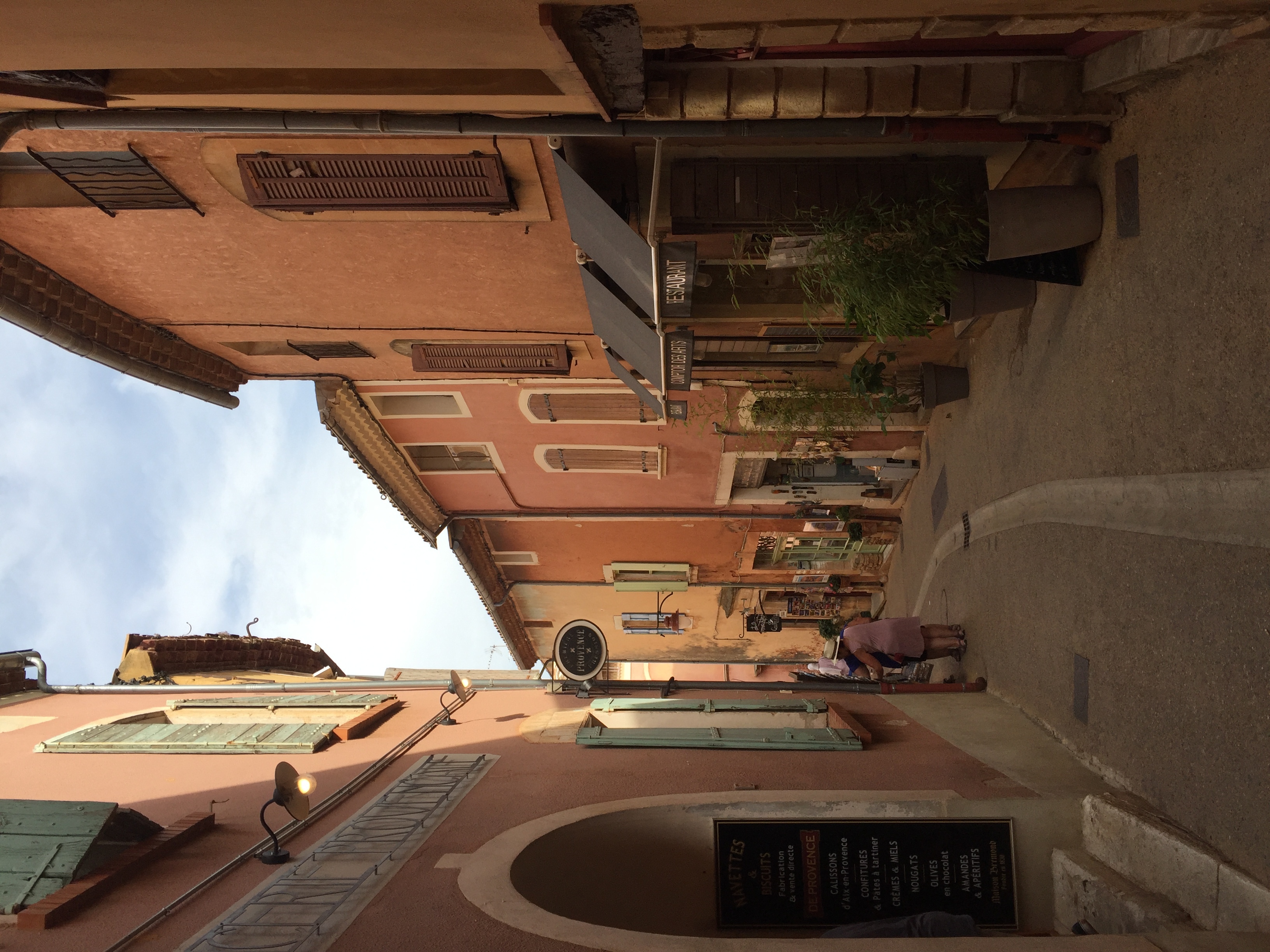 照片 法国(France) 鲁西永(Roussillon) 2017-08 47