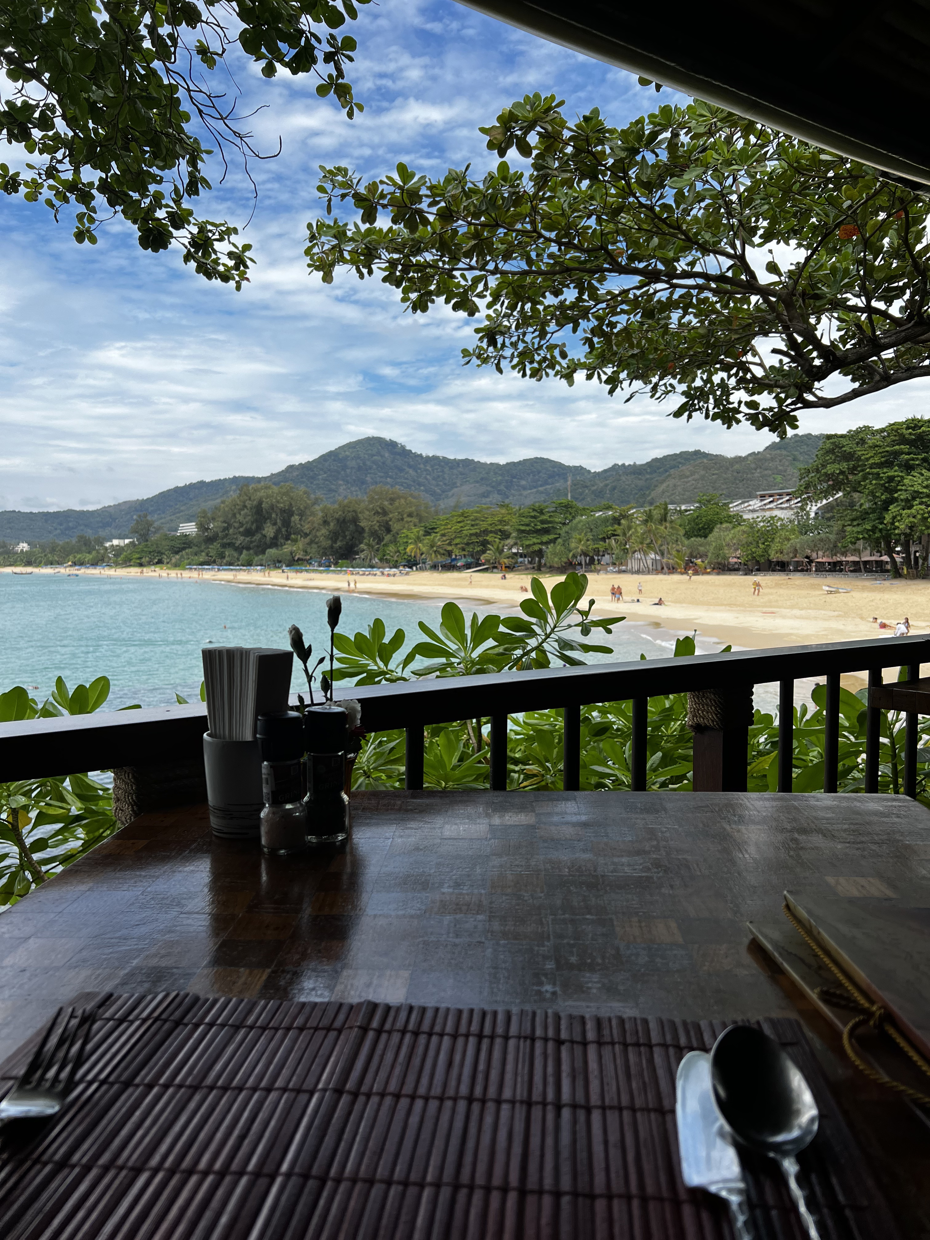 照片 泰国(Thailand) 普吉岛(Phuket) 卡伦海滩(Karon Beach) 岩石上餐厅(On the rock Restaurant) 2021-12 30