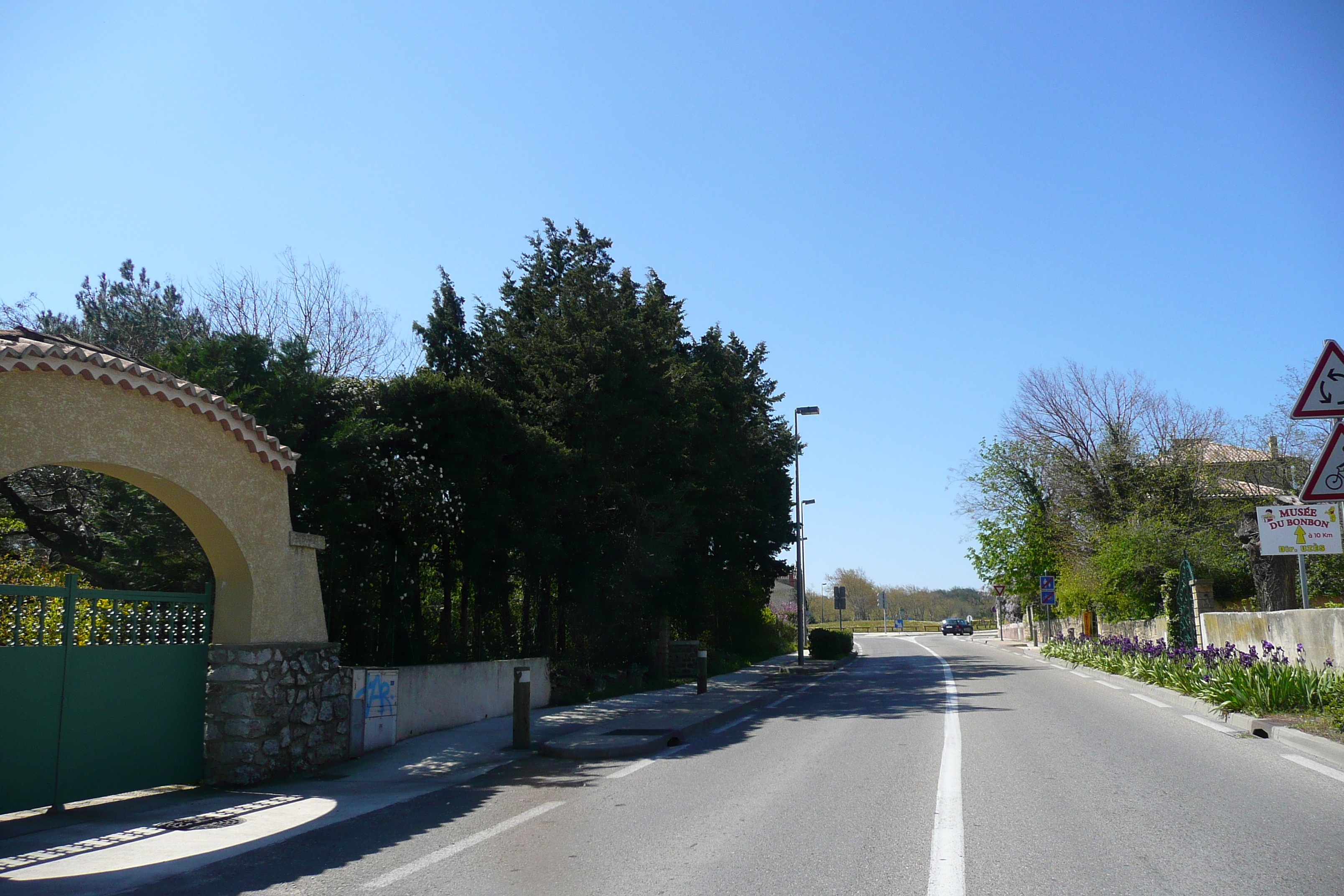 照片 法国(France) 普罗旺斯(Provence) 博凯尔至加尔桥公路(Beaucaire to pont du gard road) 2008-04 6