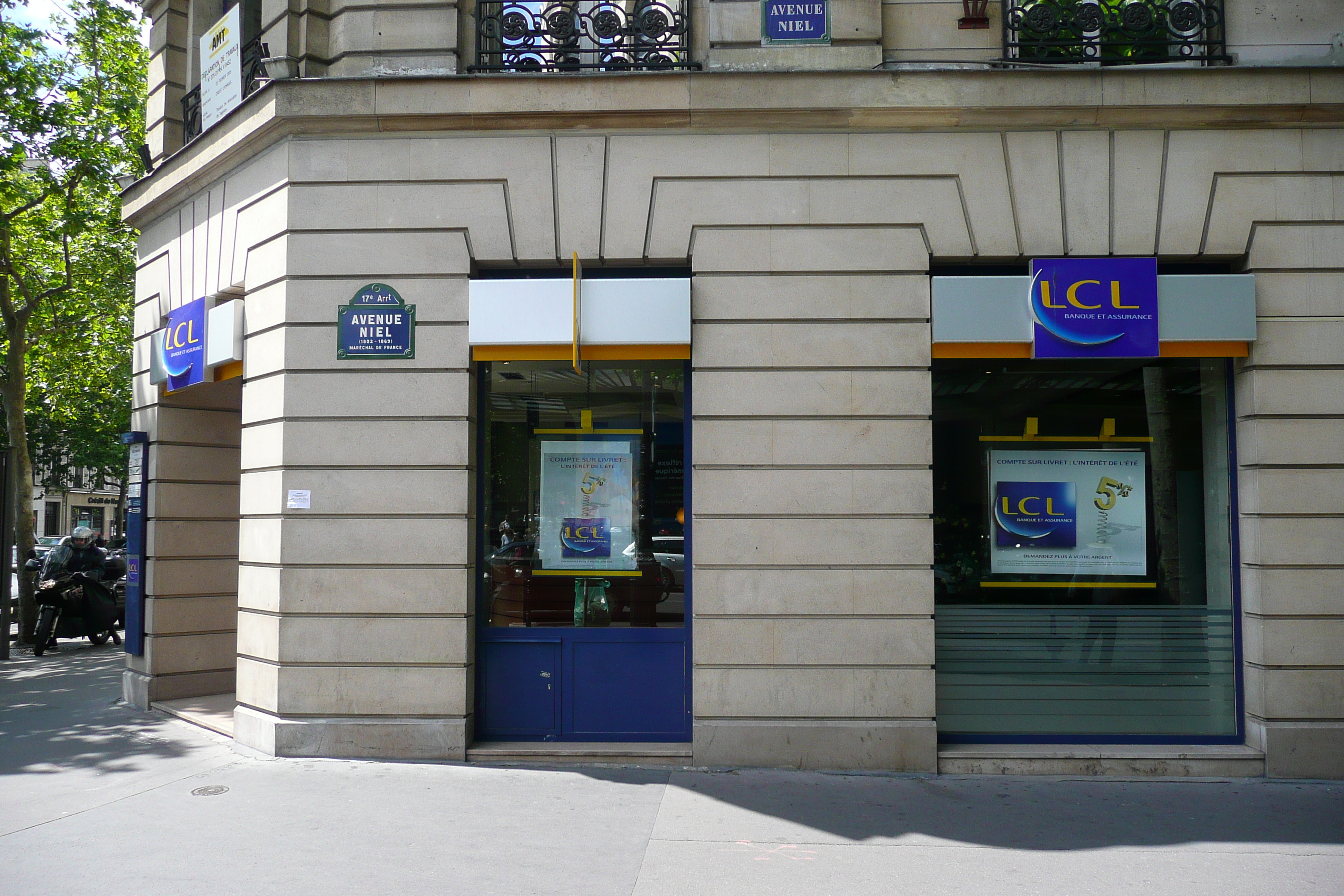 照片 法国(France) 巴黎(Paris) 尼尔大街(Avenue Niel) 2007-06 89