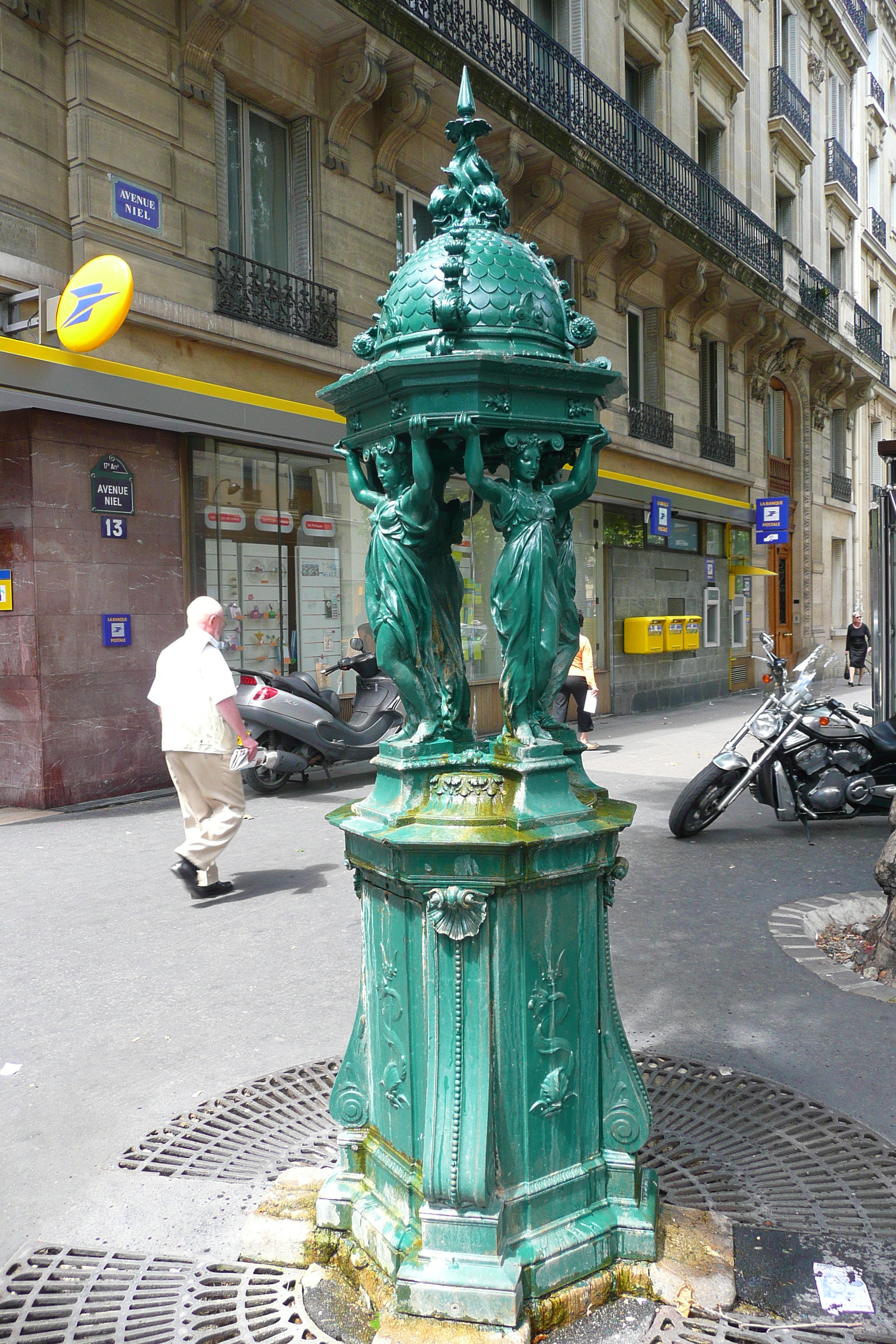 照片 法国(France) 巴黎(Paris) 尼尔大街(Avenue Niel) 2007-06 51