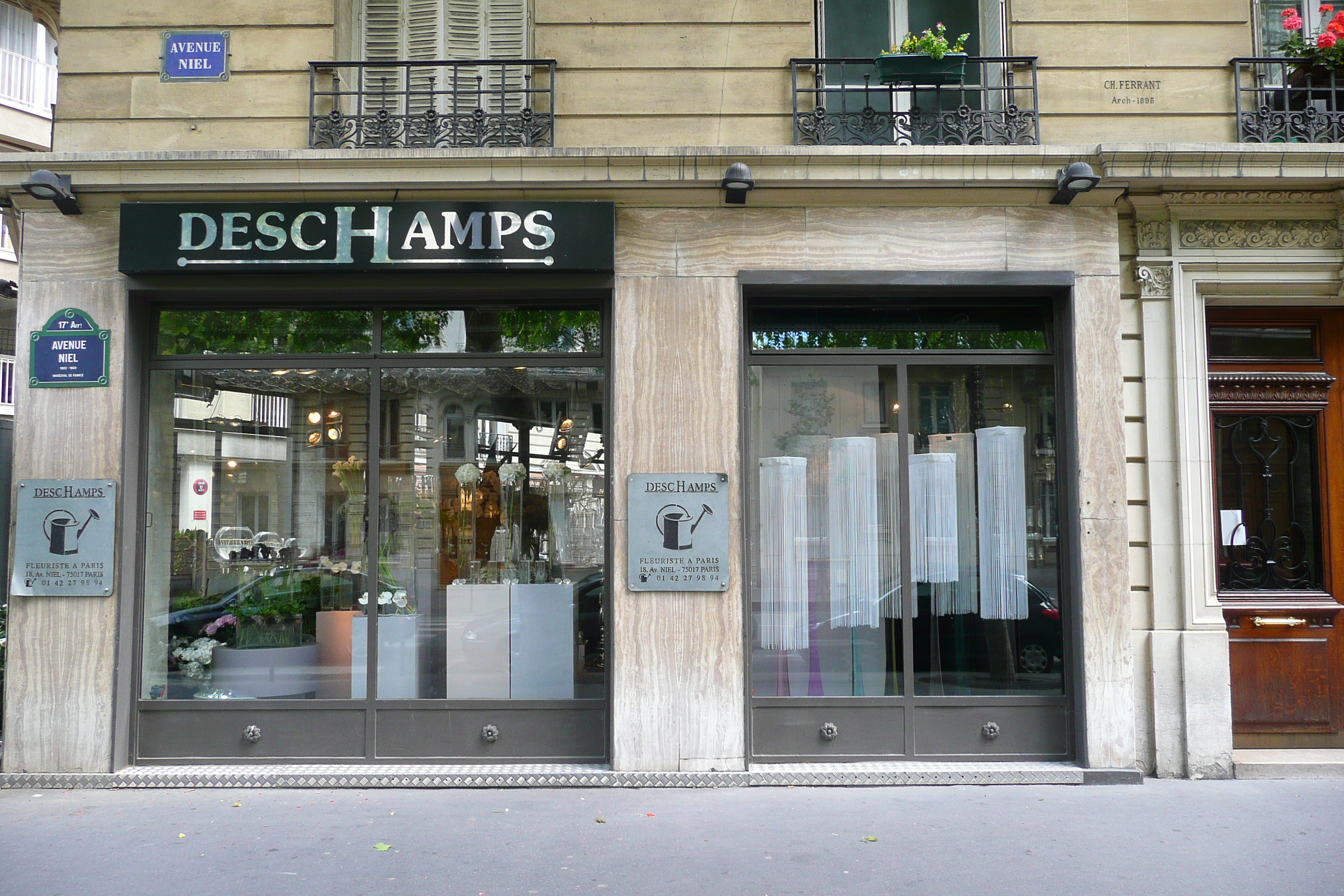 照片 法国(France) 巴黎(Paris) 尼尔大街(Avenue Niel) 2007-06 39