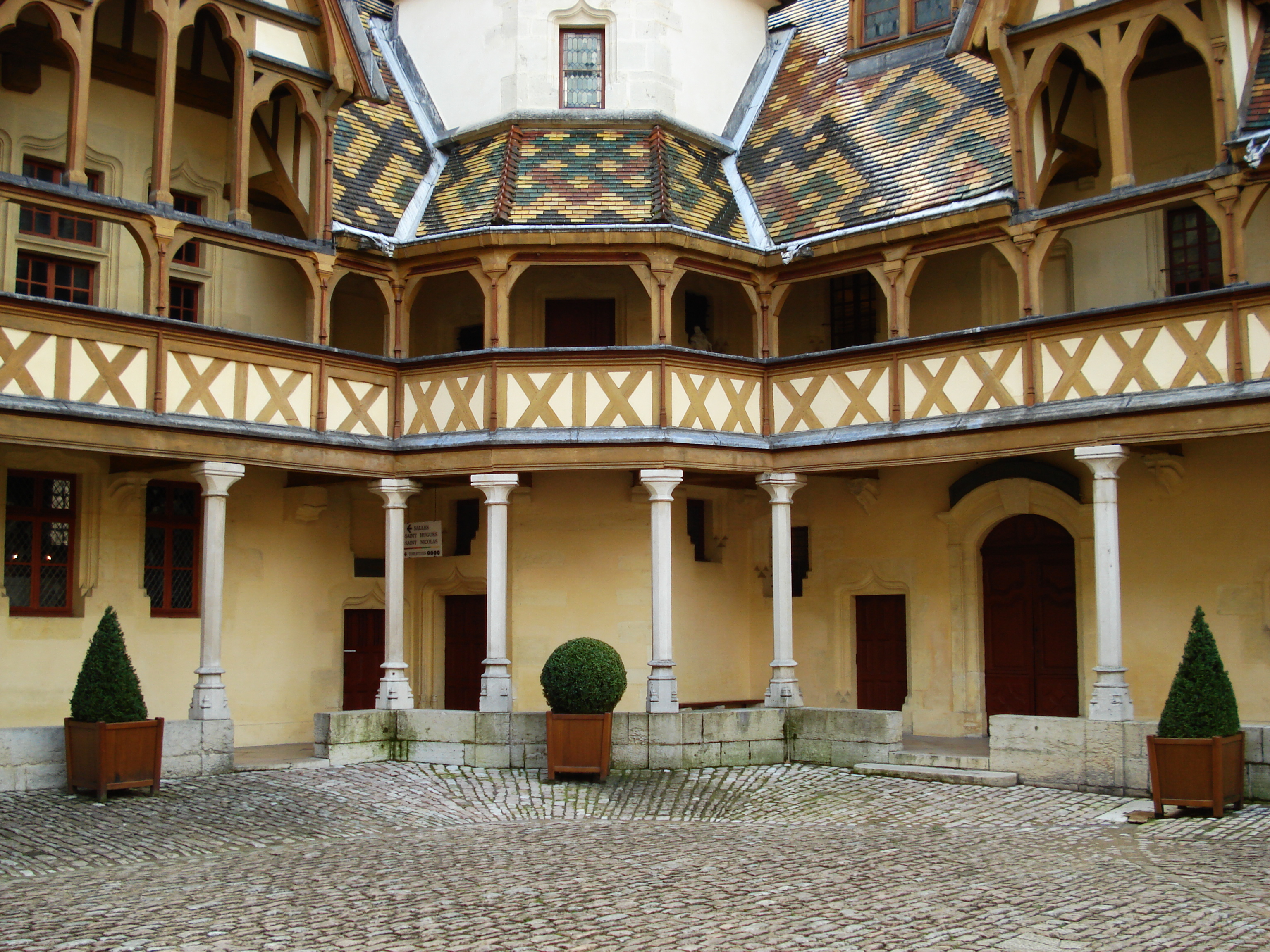 照片 法国(France) 博讷(Beaune) 博讷济贫院(Hospices de Beaune) 2007-01 45