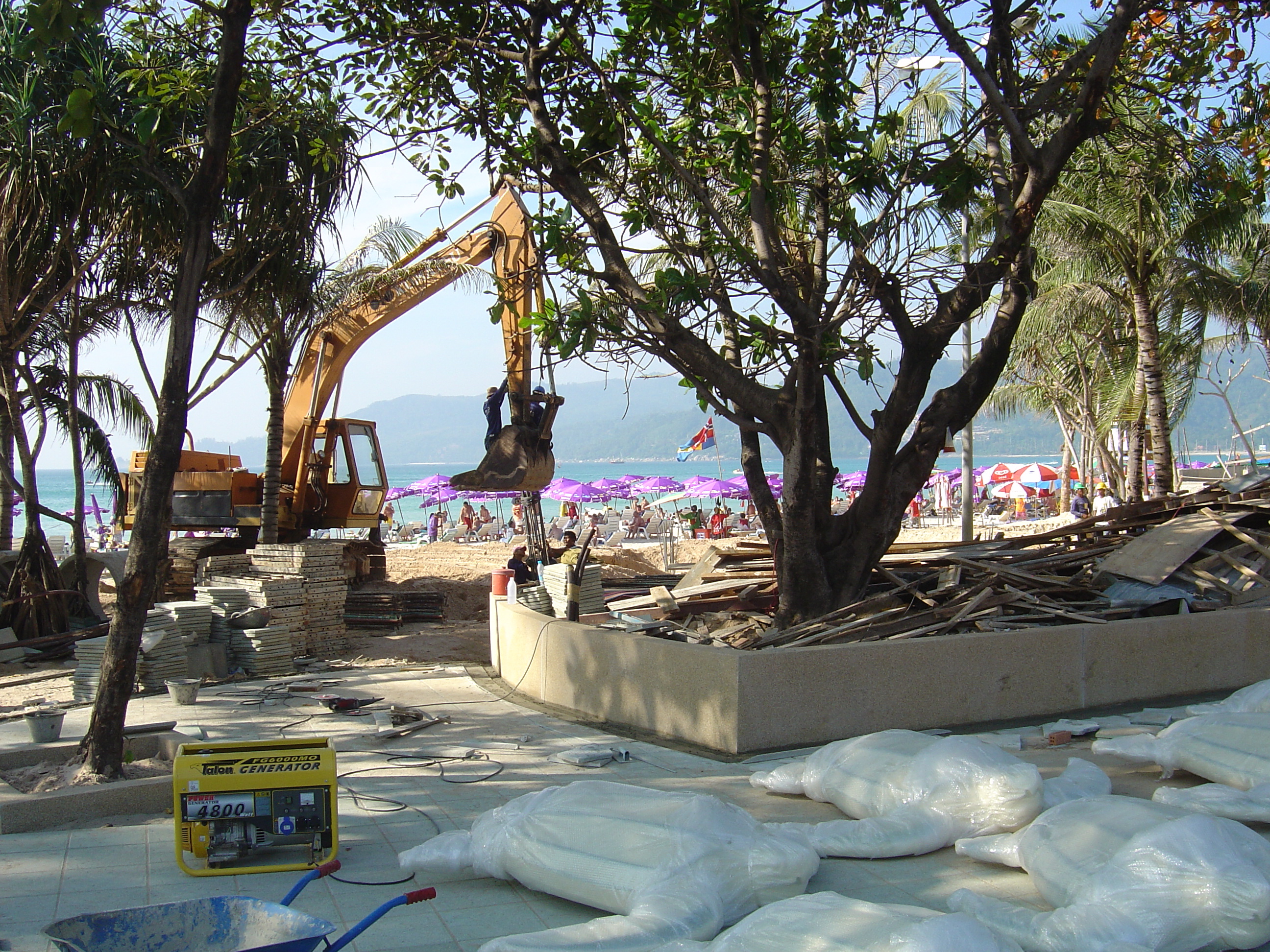 照片 泰国(Thailand) 普吉岛(Phuket) 芭东(Patong) 海滩路(Beach Road) 2005-12 30