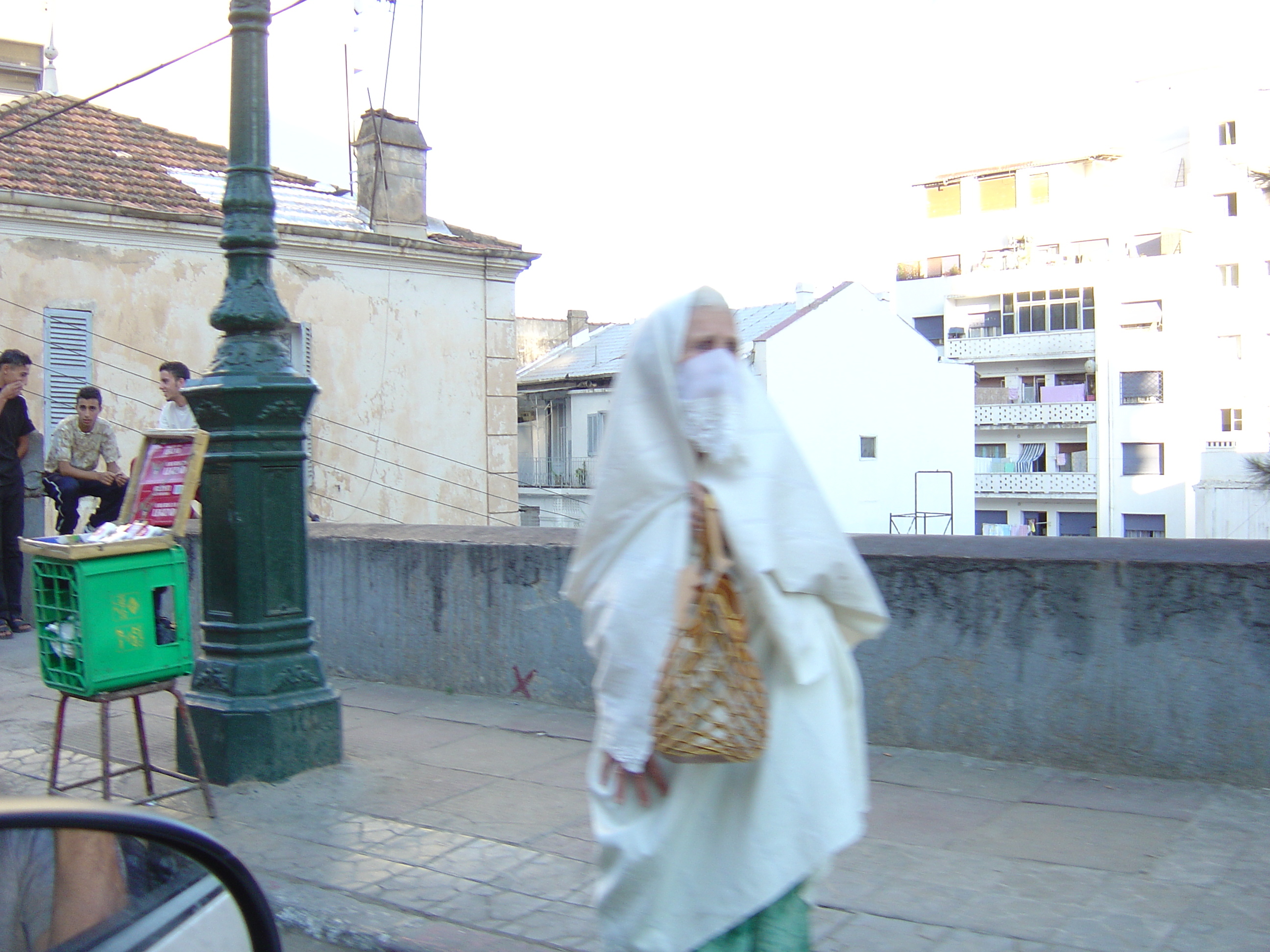 照片 阿尔及利亚(Algeria) 阿尔及尔(Algiers) 2004-09 20