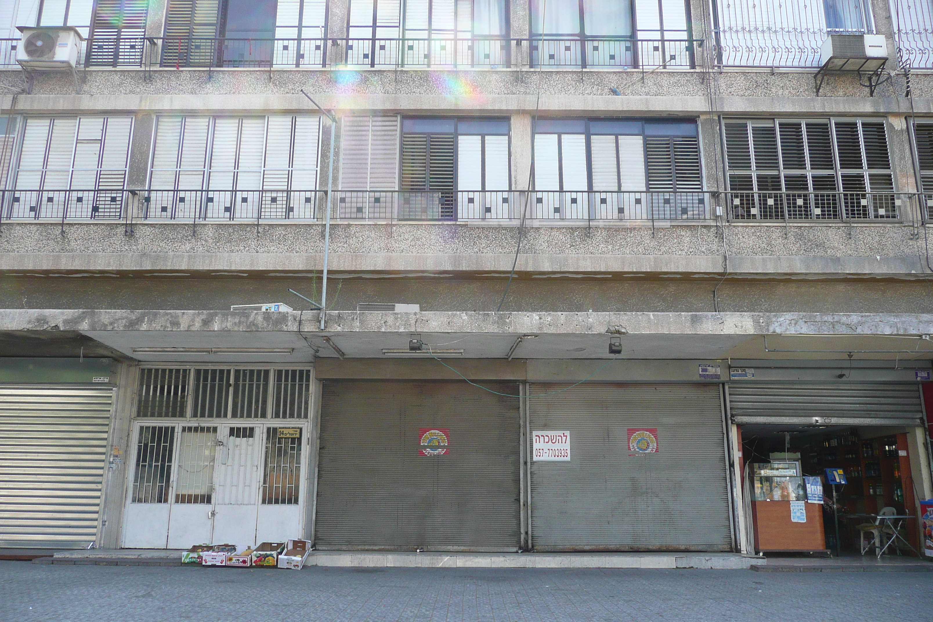 照片 以色列(Israel) 特拉维夫(Tel Aviv) 耶路撒冷街(Yerushalyim Street) 2007-06 26
