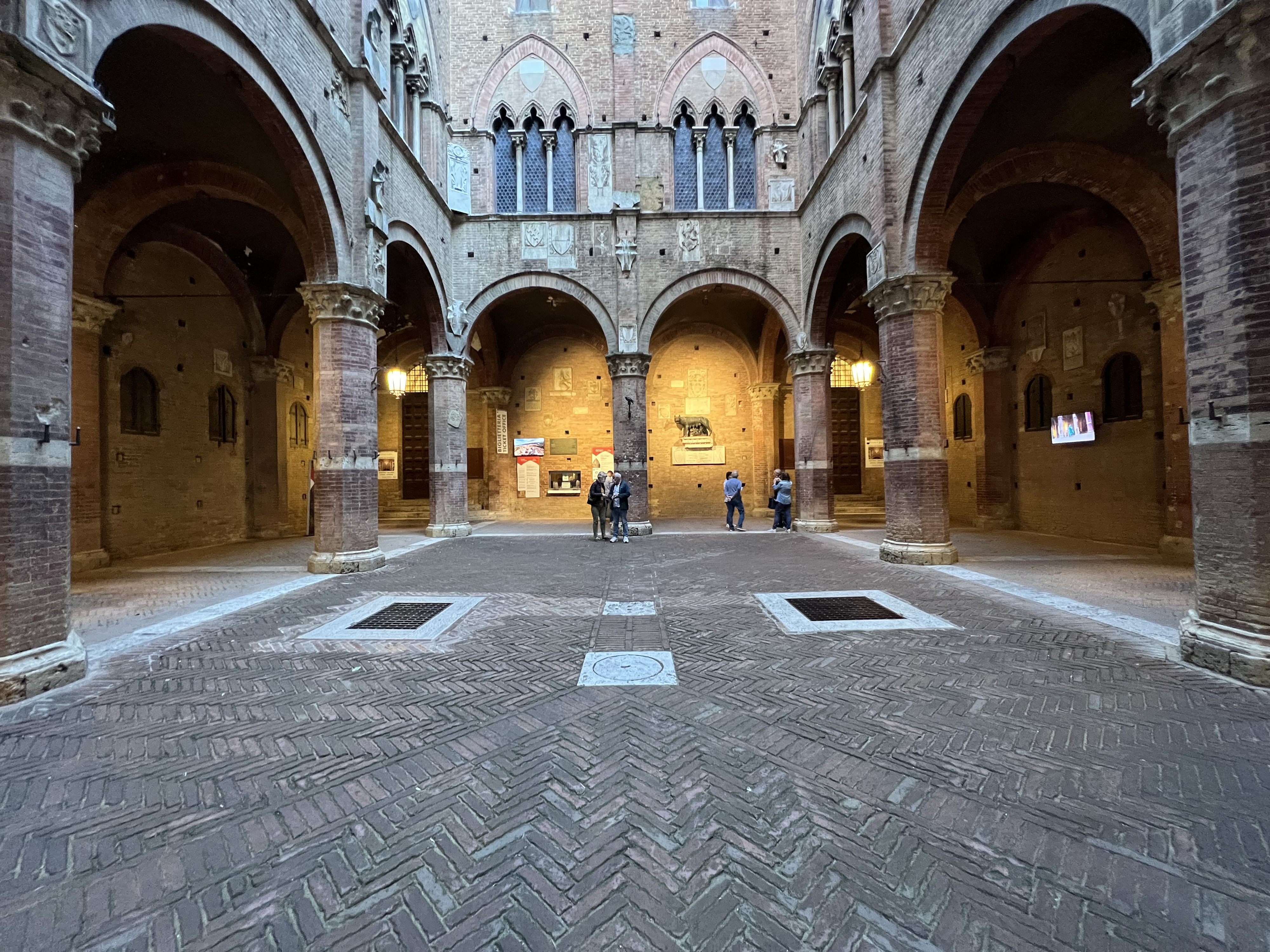 照片 意大利(Italy) 锡耶纳(Siena) 市政厅(Palazzo Pubblico) 2021-09 126