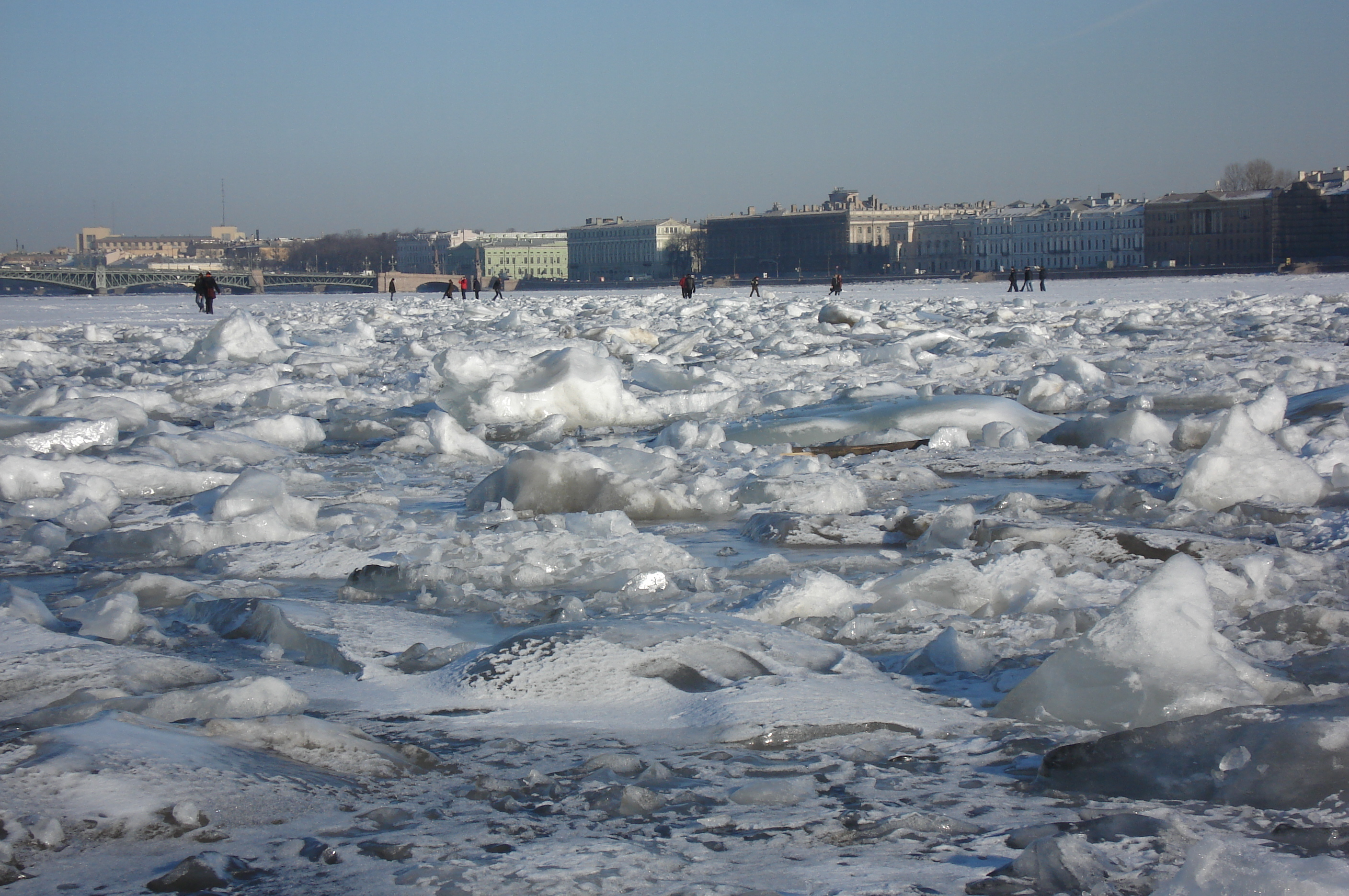 照片 俄罗斯(Russia) 圣彼得堡(St Petersburg) 涅瓦河(Neva) 2006-03 20