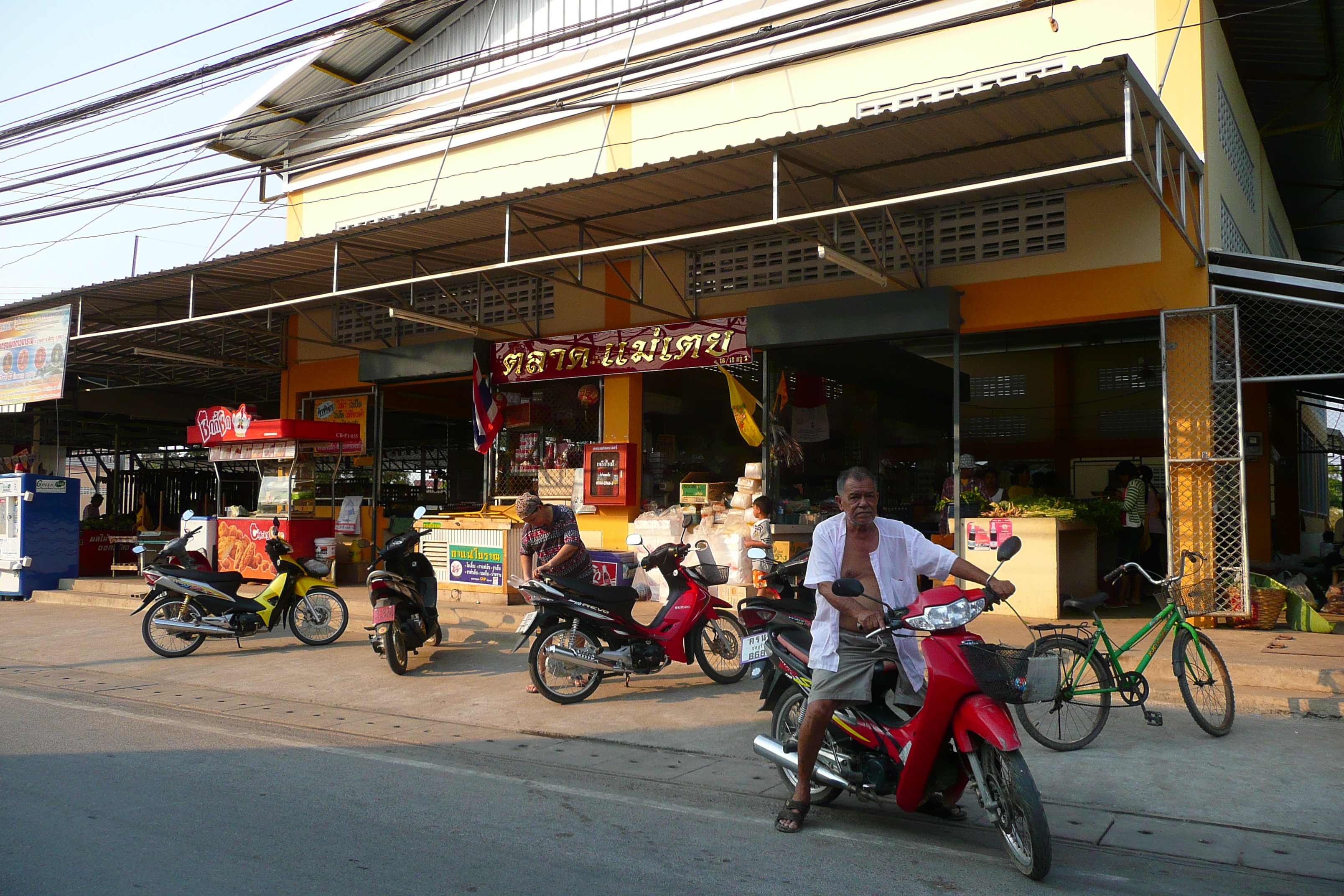 照片 泰国(Thailand) 春武里(Chonburi) 邦萨瑞(Bang Saray) 2008-01 45