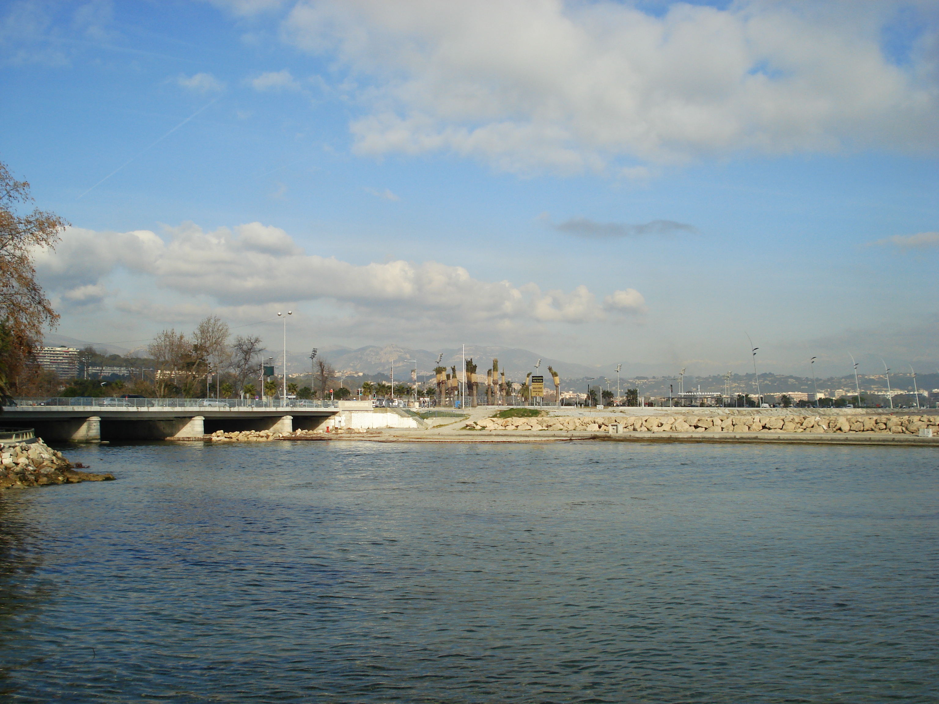 照片 法国(France) 维尔讷夫卢贝(Villeneuve Loubet) 维尔讷夫卢贝海滩(Villeneuve Loubet Beach) 2007-01 36