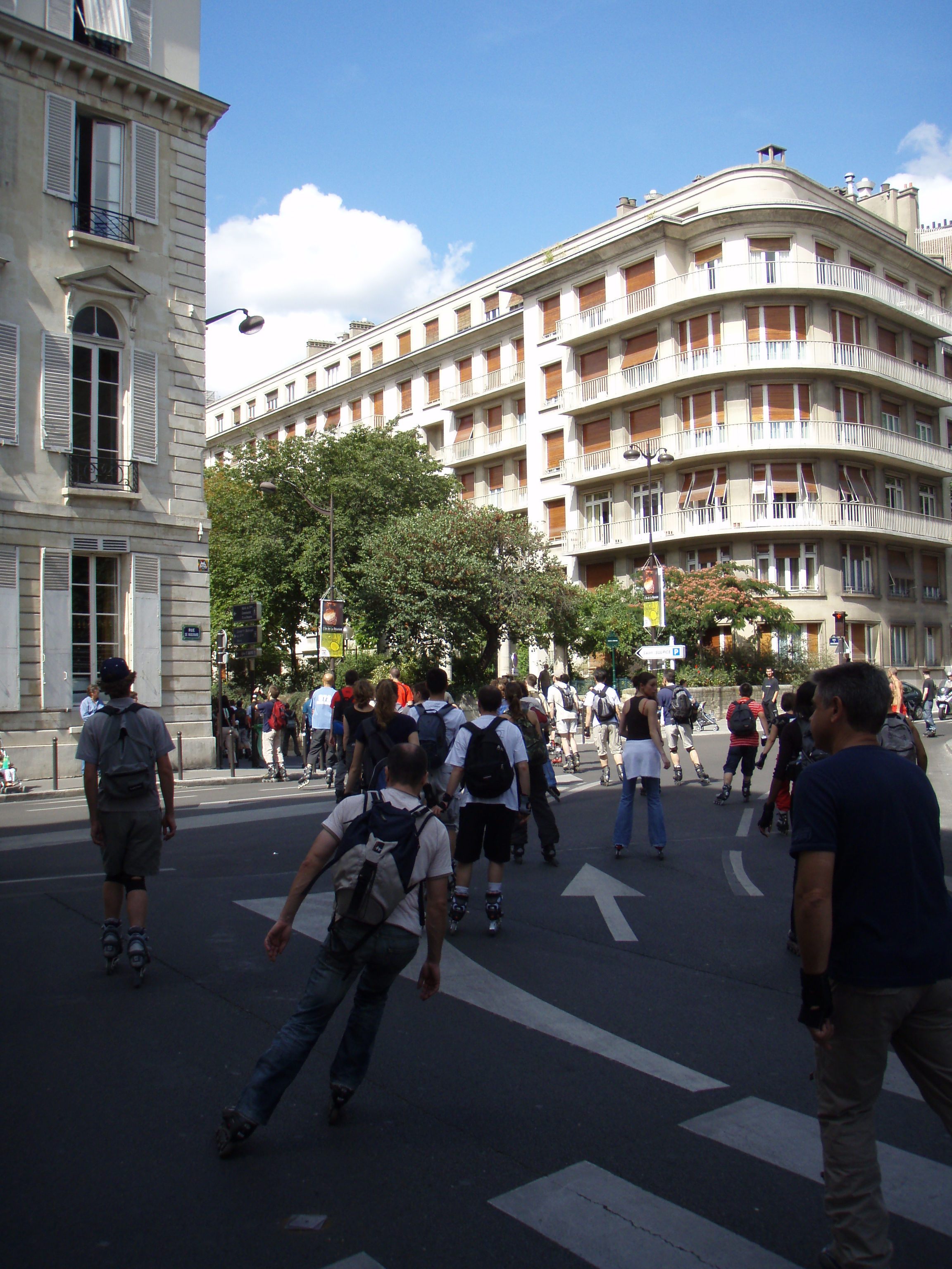 照片 法国(France) 巴黎(Paris) 轮滑漫游活动(Randonnee Roller et Coquillages) 2007-07 39