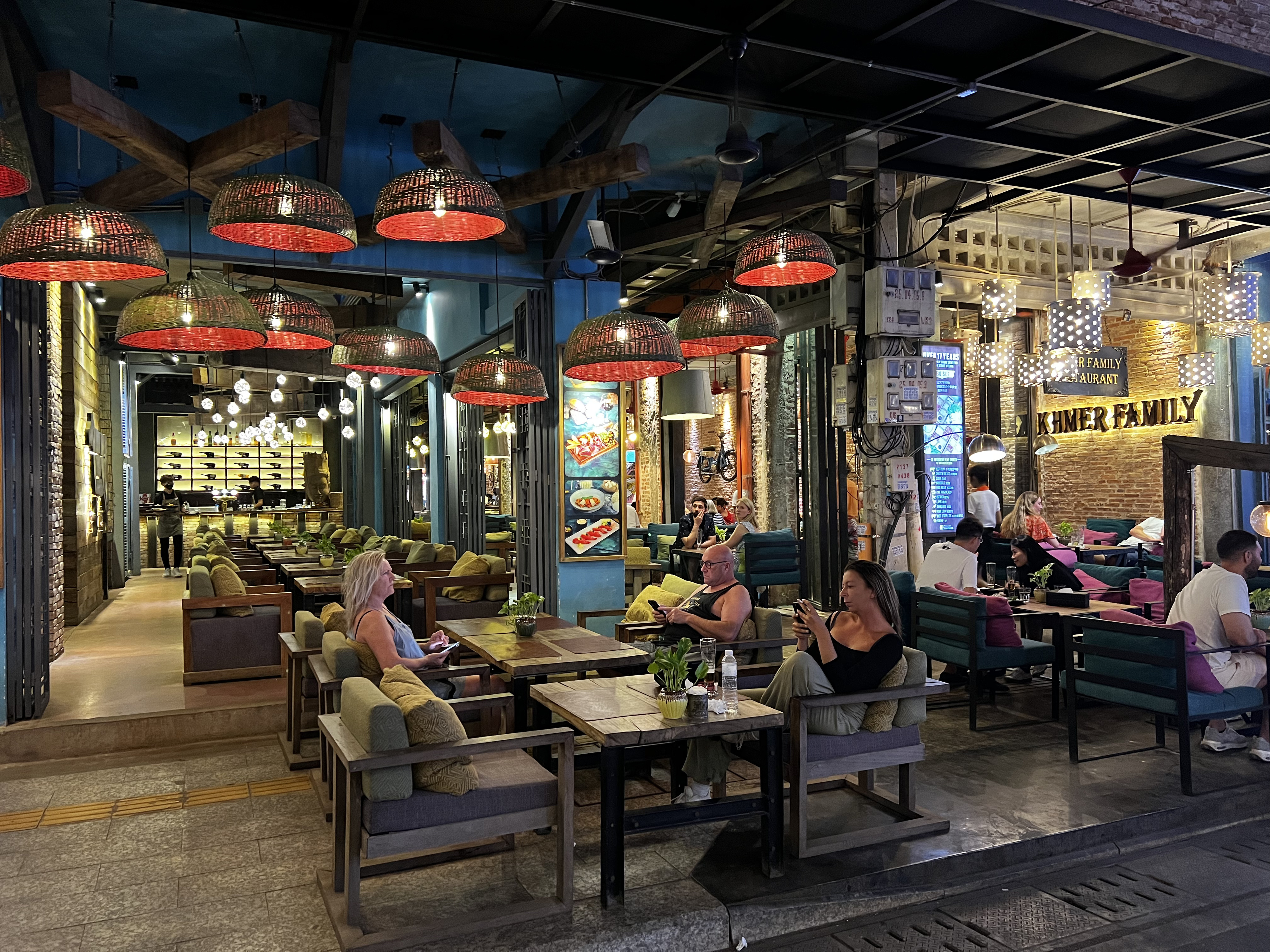 照片 柬埔寨(Cambodia) 暹粒(Siem Reap) 酒吧街(Pub Street) 2023-01 29