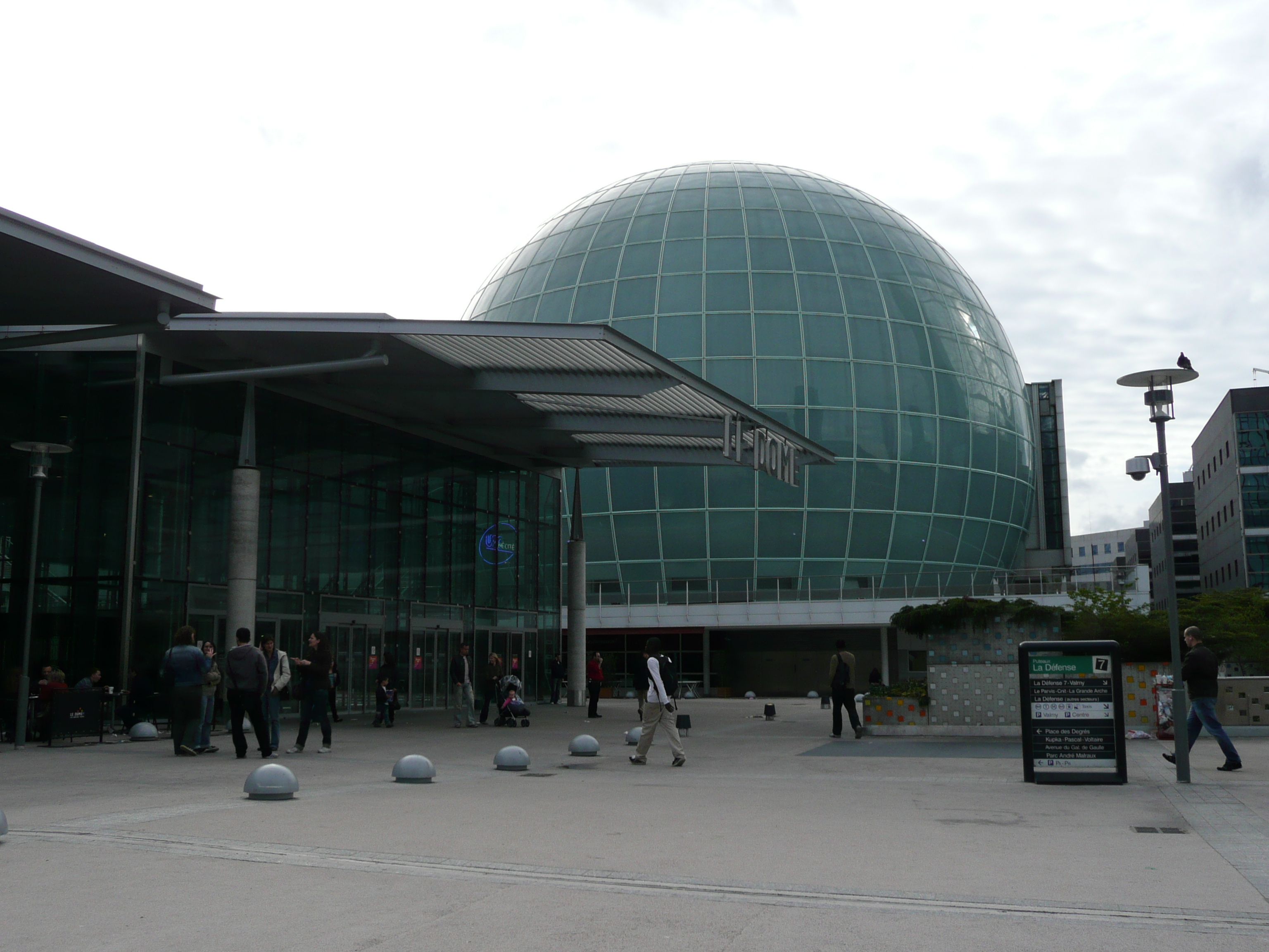 照片 法国(France) 巴黎(Paris) 拉德芳斯(La Defense) 2007-05 19