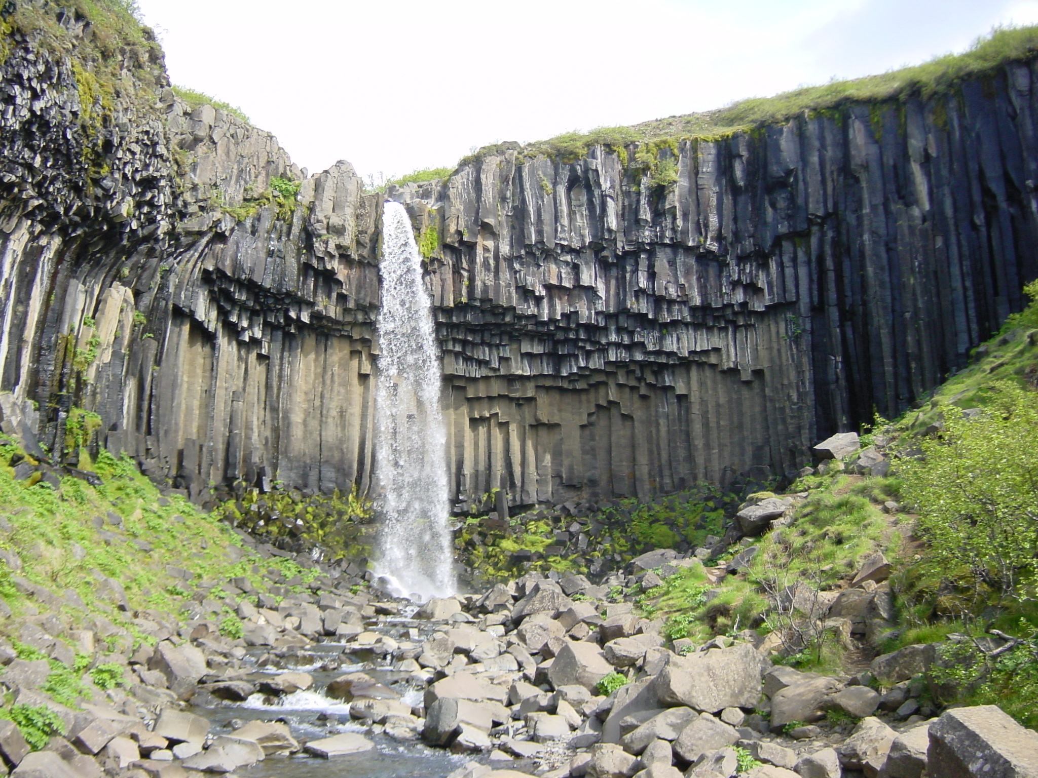 照片 冰岛(Iceland) 黑瀑布(Svartifoss) 2003-06 3