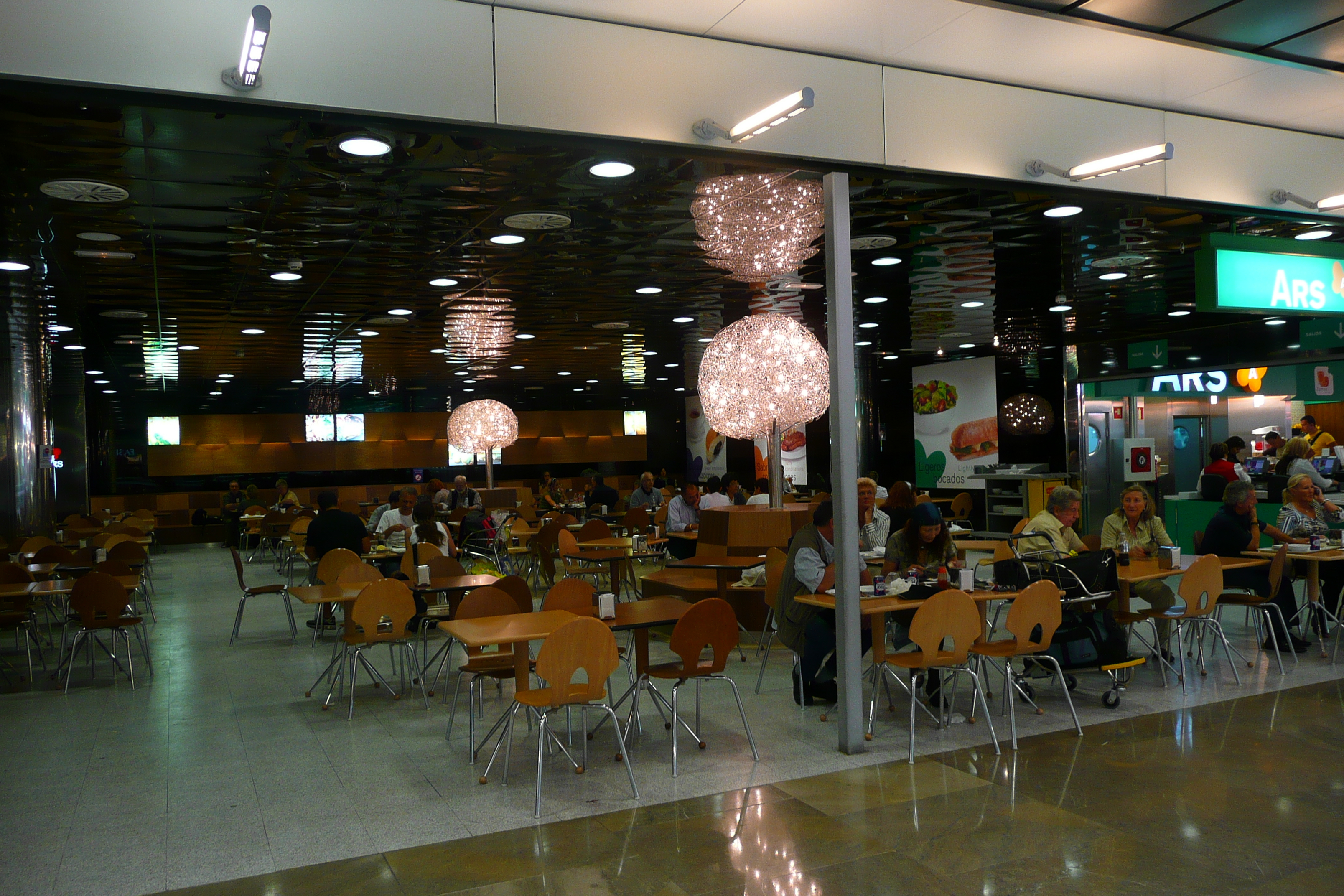 照片 西班牙(Spain) 马德里(Madrid) 巴拉哈斯机场(Barajas Airport) 2007-09 14
