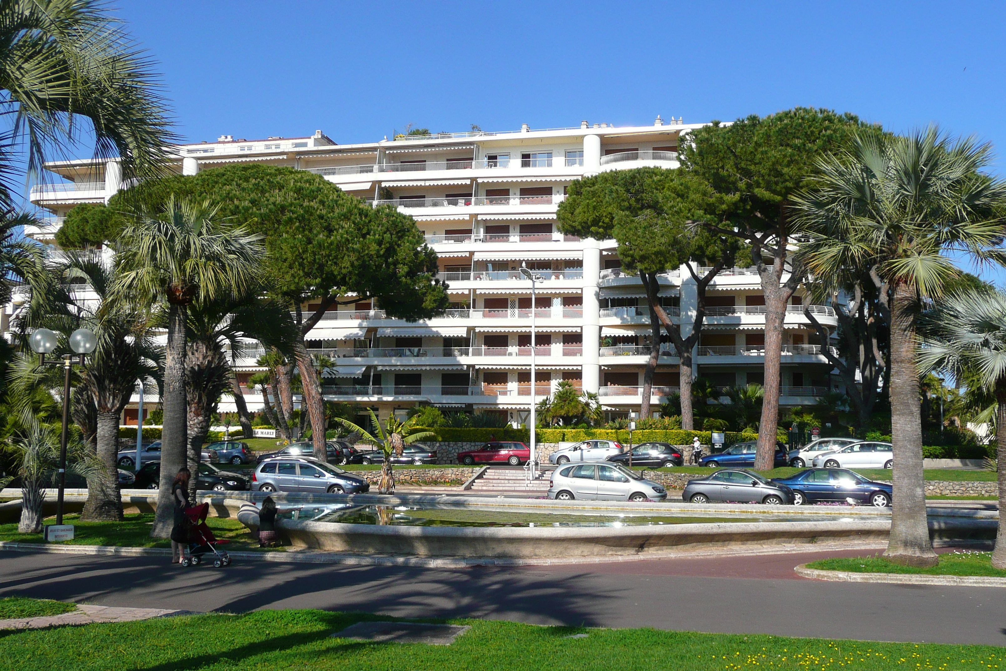 照片 法国(France) 戛纳(Cannes) 皮埃尔·康托港(Port Pierre Canto) 2008-05 33