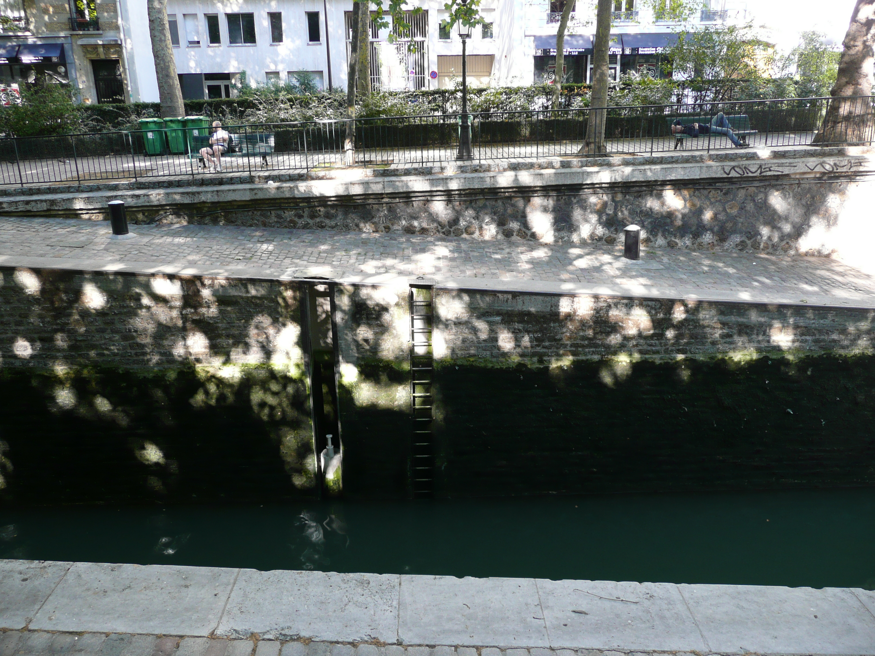 照片 法国(France) 巴黎(Paris) 圣马丁运河(Canal St Martin) 2007-08 19