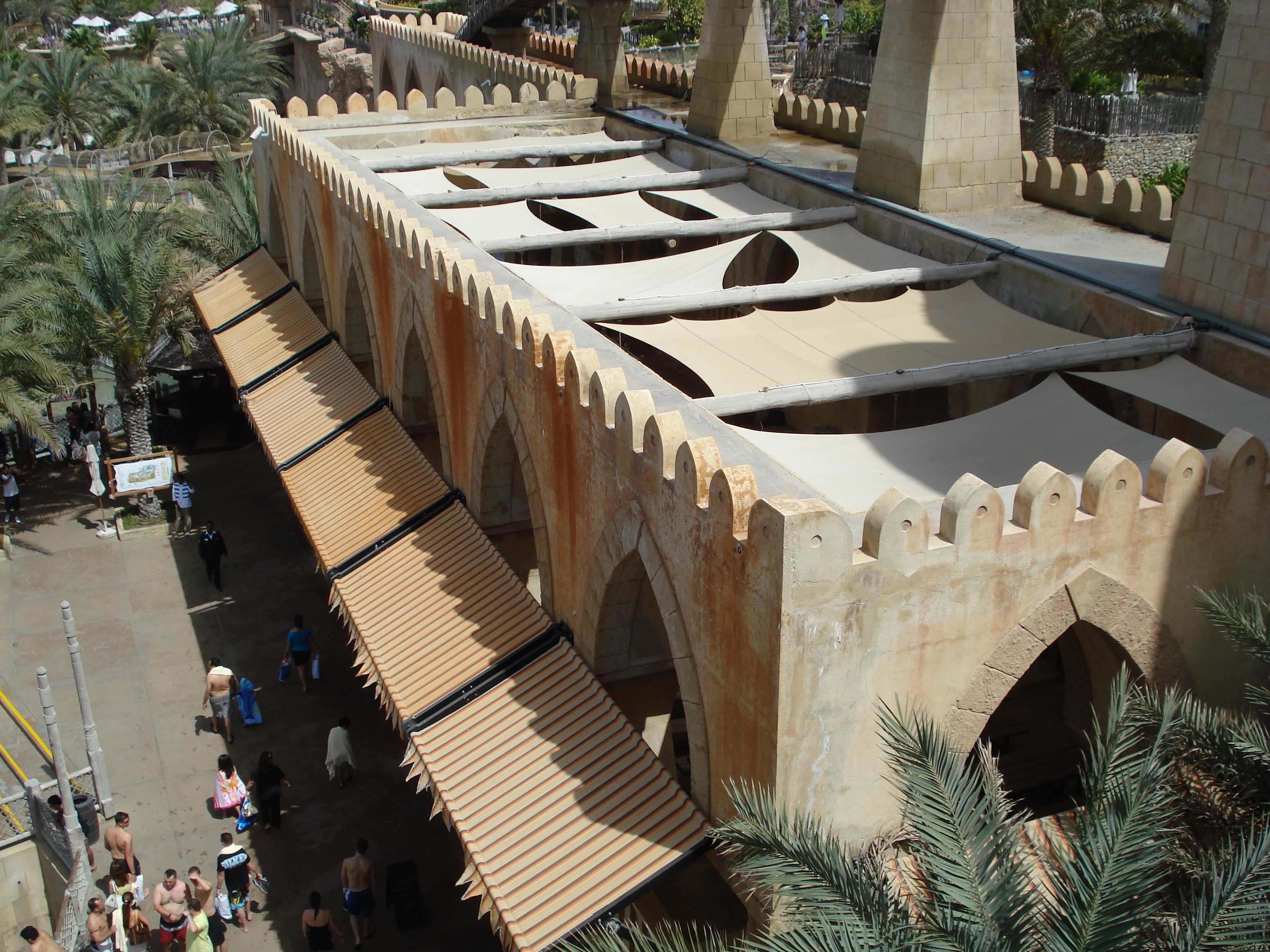 照片 阿联酋(United Arab Emirates) 迪拜(Dubai) 狂野干河水上乐园(Wild Wadi) 2007-03 227