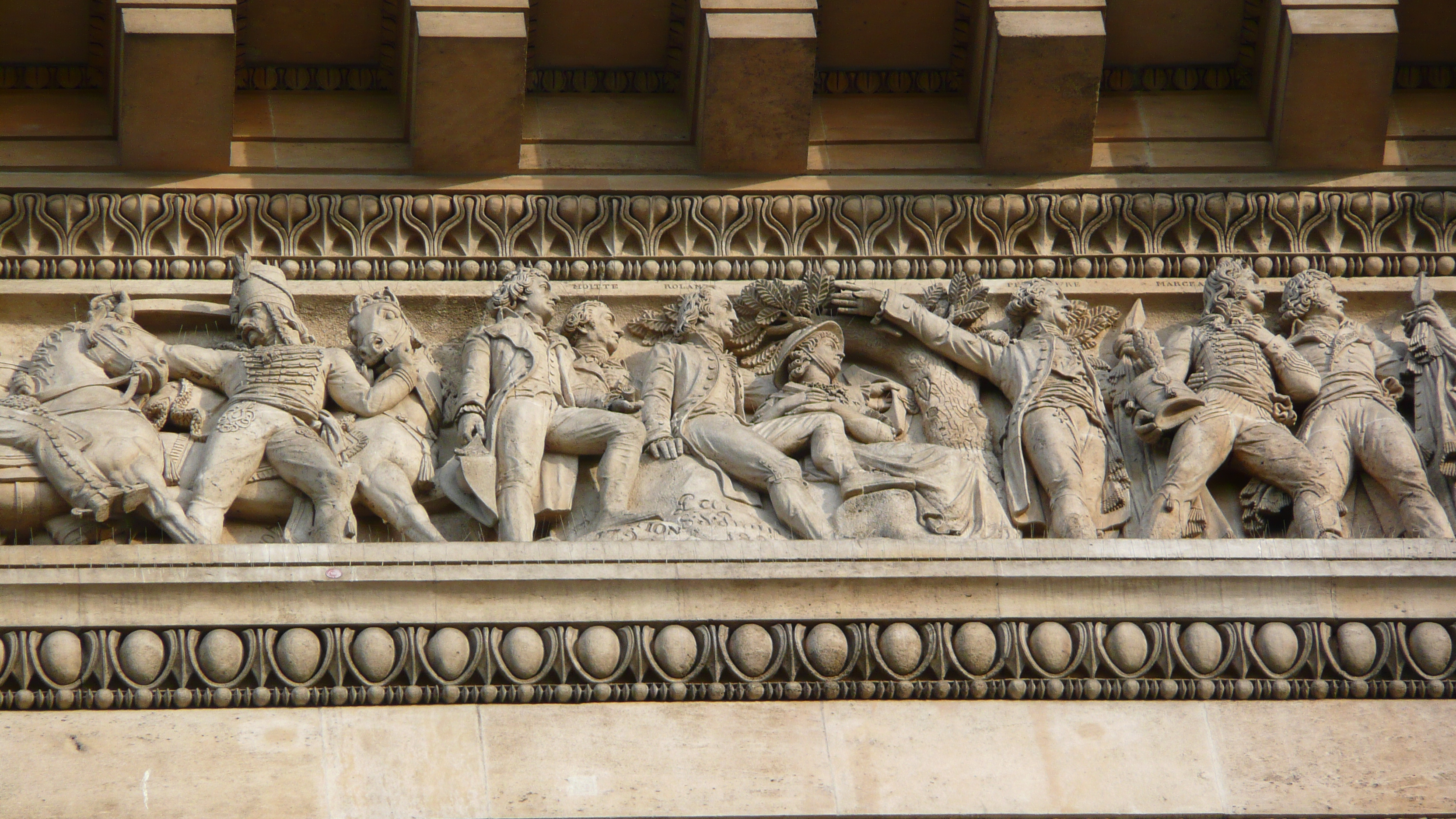 照片 法国(France) 巴黎(Paris) 星形广场和凯旋门(Etoile and Arc de Triomphe) 2007-06 28