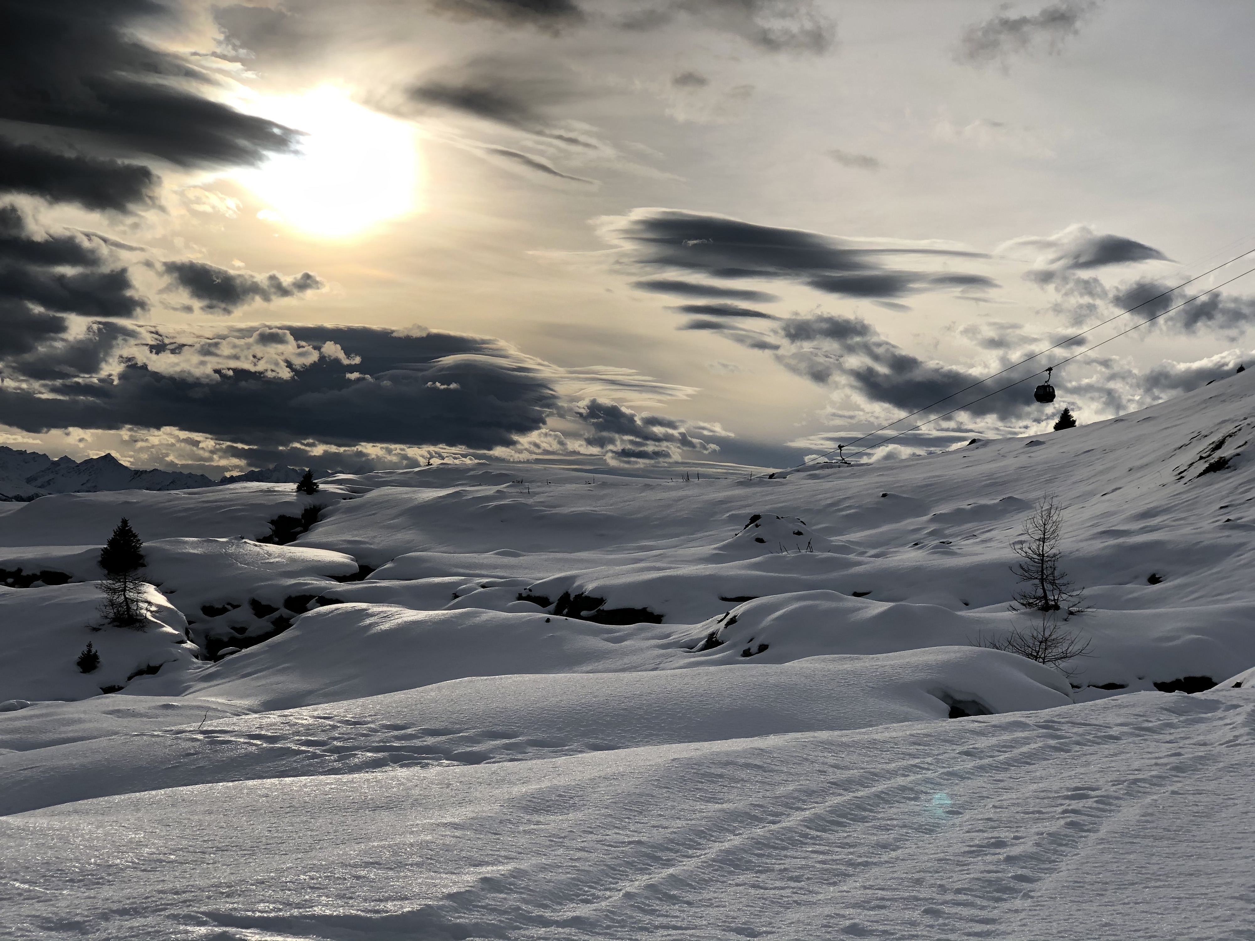 照片 瑞士(Switzerland) 克莱恩-蒙塔纳(Crans Montana) 2020-12 25
