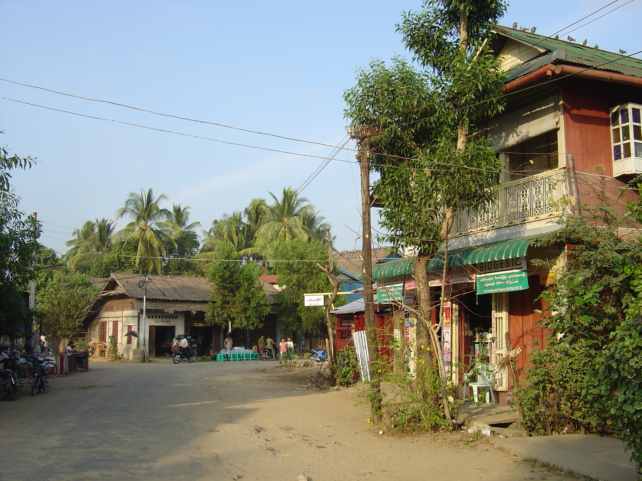 照片 缅甸(Myanmar) 土瓦至茂马干海滩公路(Road from Dawei to Maungmagan beach) 2005-01 32