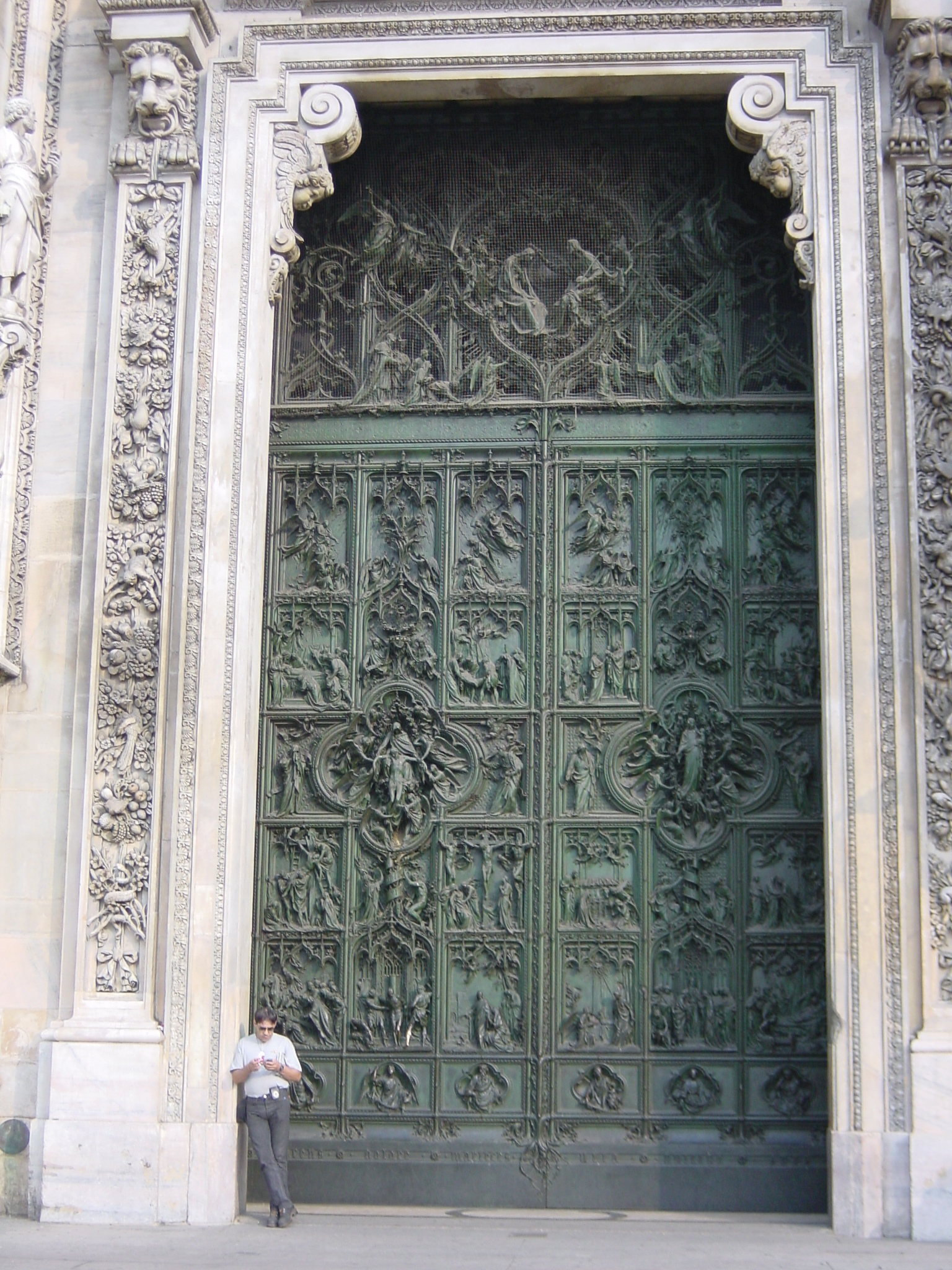 照片 意大利(Italy) 米兰(Milan) 大教堂(Duomo) 2001-10 28
