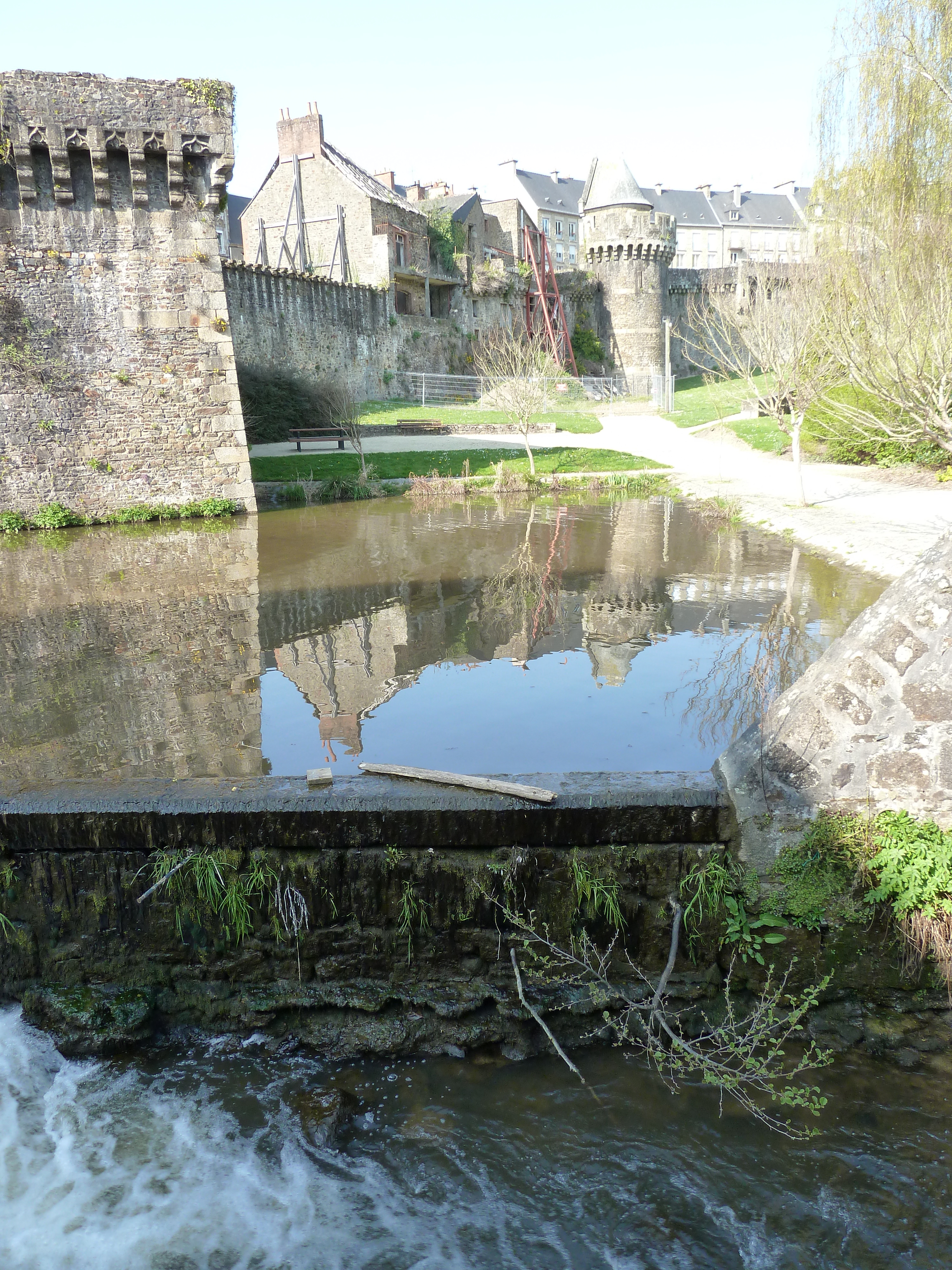 照片 法国(France) 富热尔(Fougeres) 2010-04 111