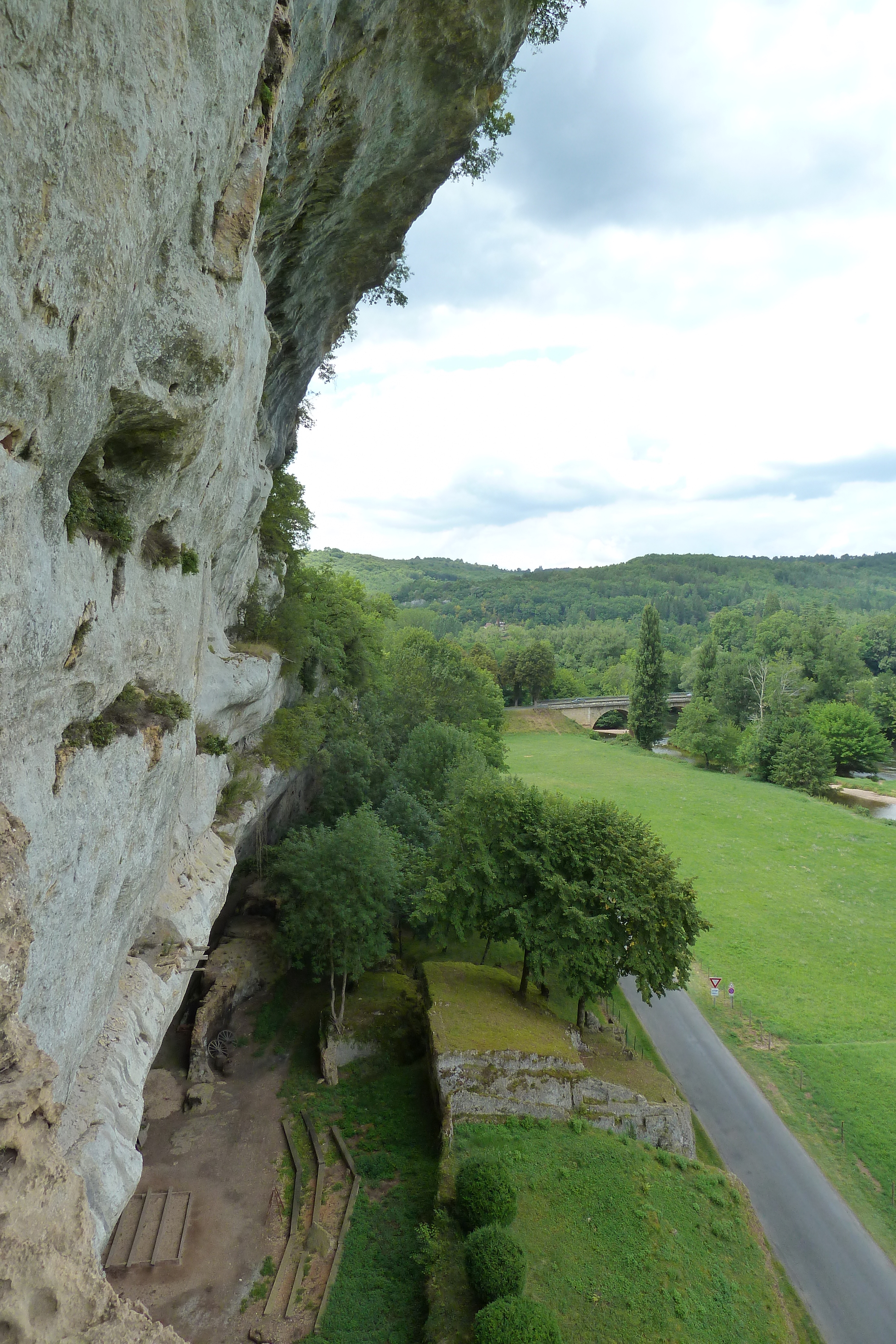 照片 法国(France) 圣克里斯托夫岩(La Roque St Christophe) 2010-08 30