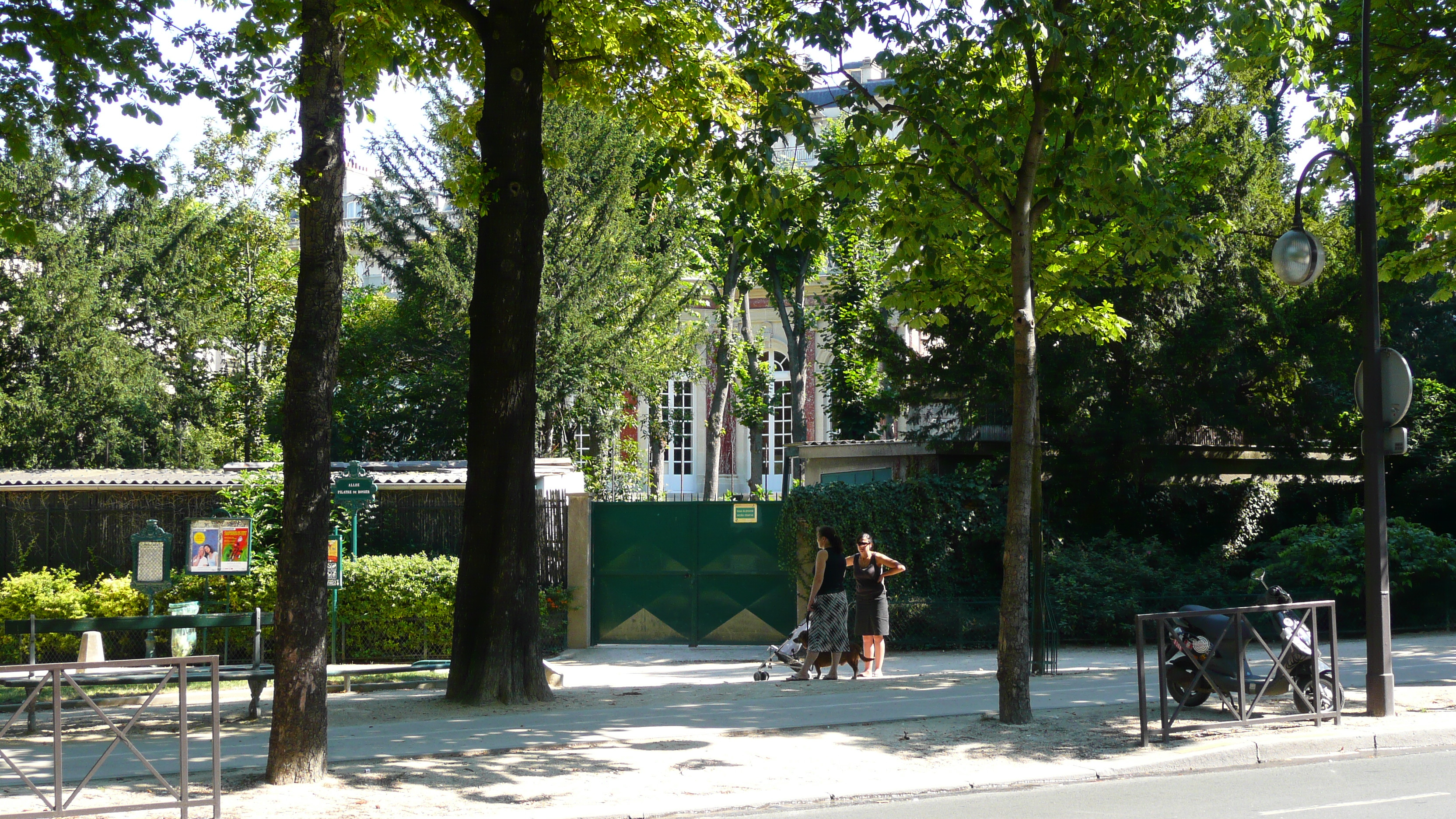 照片 法国(France) 巴黎(Paris) 拉内拉赫花园(Jardins du Ranelagh) 2007-08 86