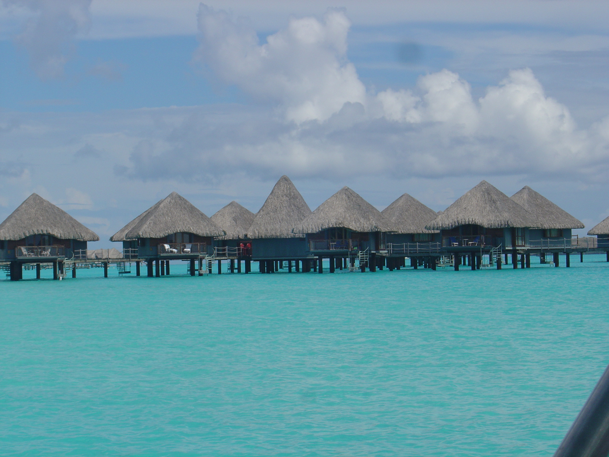 照片 波利尼西亚(Polynesia) 波拉波拉艾美酒店(Meridien Bora Bora Hotel) 2006-04 1