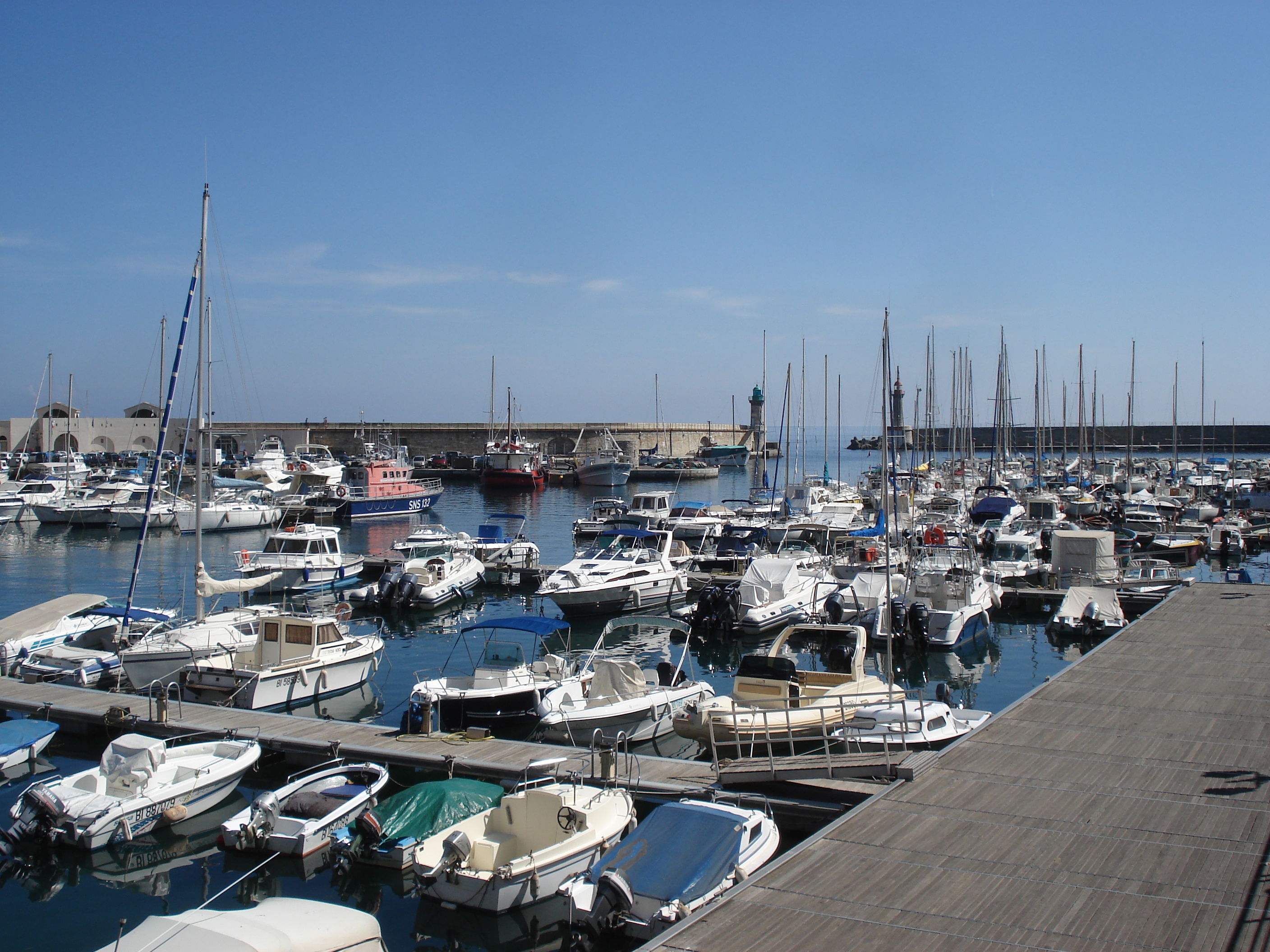 照片 法国(France) 科西嘉岛(Corsica) 巴斯蒂亚(Bastia) 2006-09 56