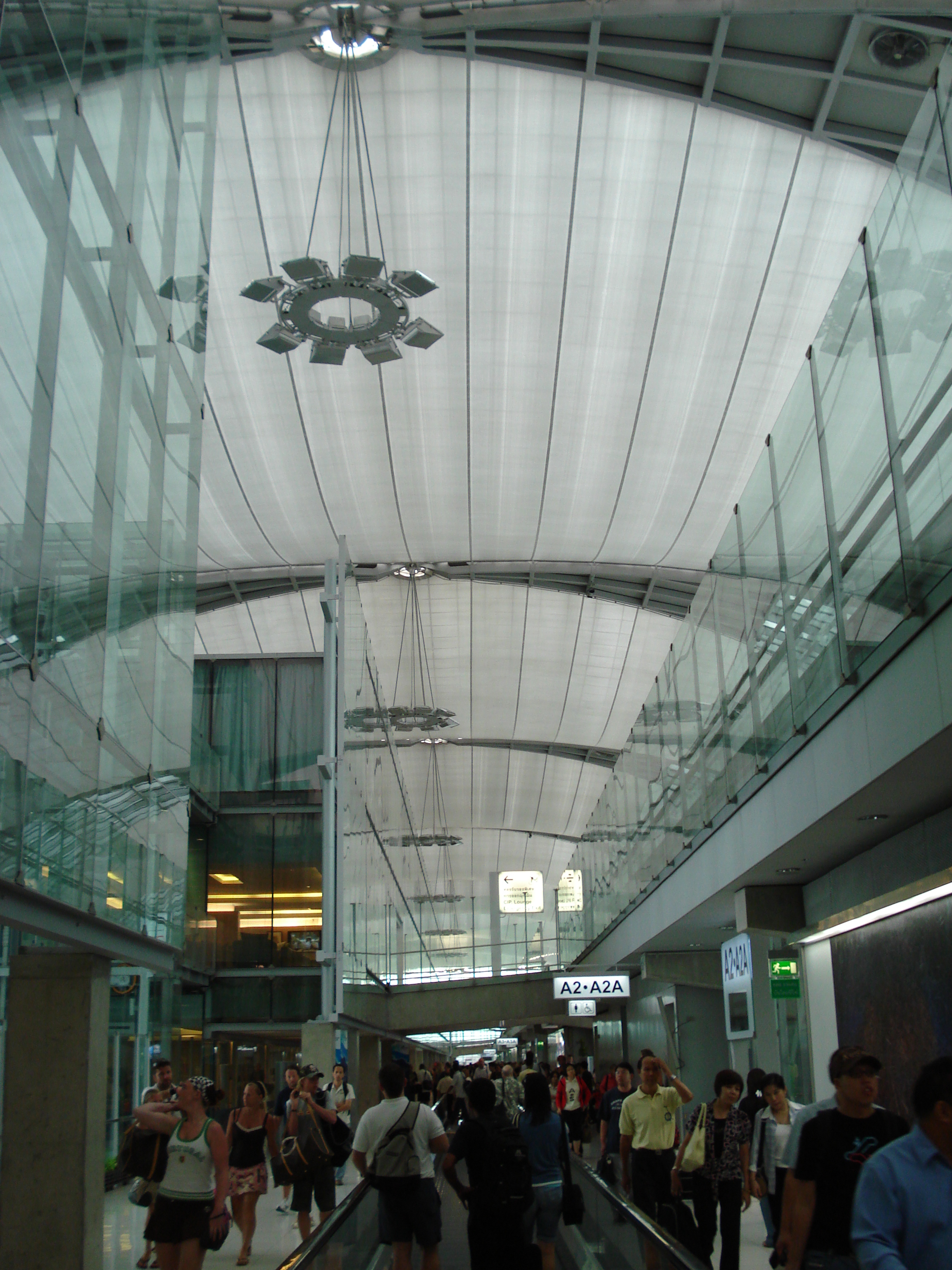 照片 泰国(Thailand) 曼谷(Bangkok) 素万那普机场(Suvarnabhumi Airport) 2007-02 36