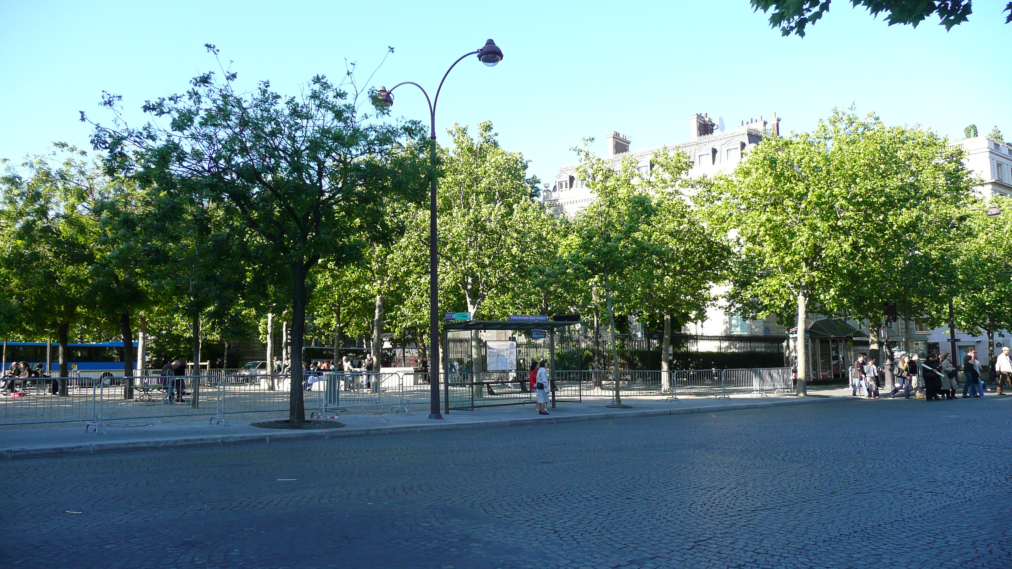 照片 法国(France) 巴黎(Paris) 星形广场和凯旋门(Etoile and Arc de Triomphe) 2007-05 83