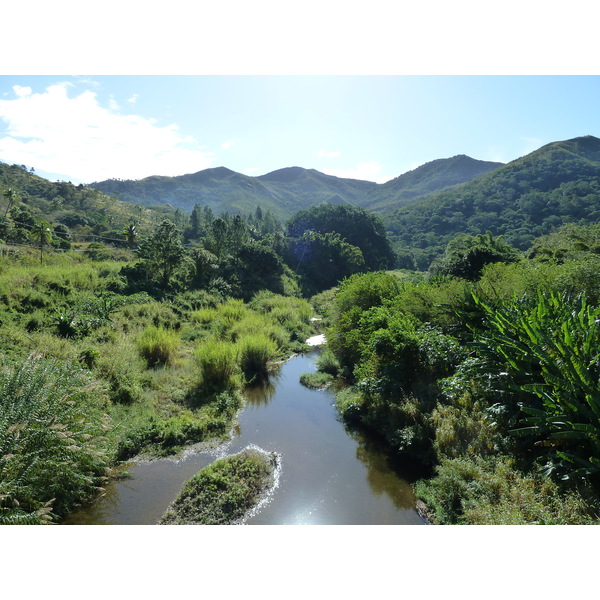 照片 新喀里多尼亚(New Caledonia) 卡纳拉至拉福阿公路(Canala to La Foa road) 2010-05 22