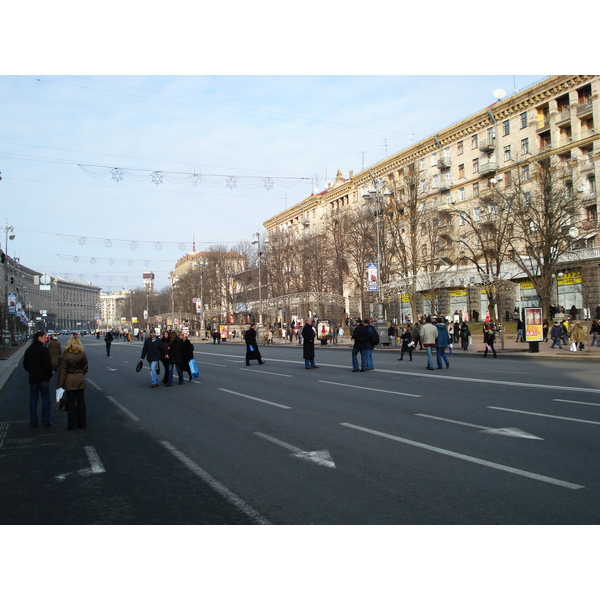 照片 乌克兰(Ukraine) 基辅(Kiev) 赫雷夏蒂克大街(Kreschatyk Street) 2007-03 24