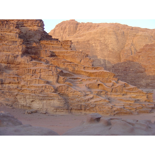 照片 约旦(Jordan) 瓦迪拉姆沙漠(Wadi Rum Desert) 2004-10 35