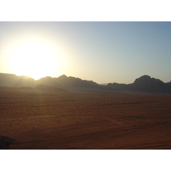 照片 约旦(Jordan) 瓦迪拉姆沙漠(Wadi Rum Desert) 2004-10 22
