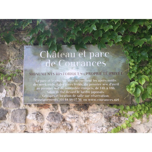 照片 法国(France) 圣法尔若(Saint-Fargeau) 2017-07 29