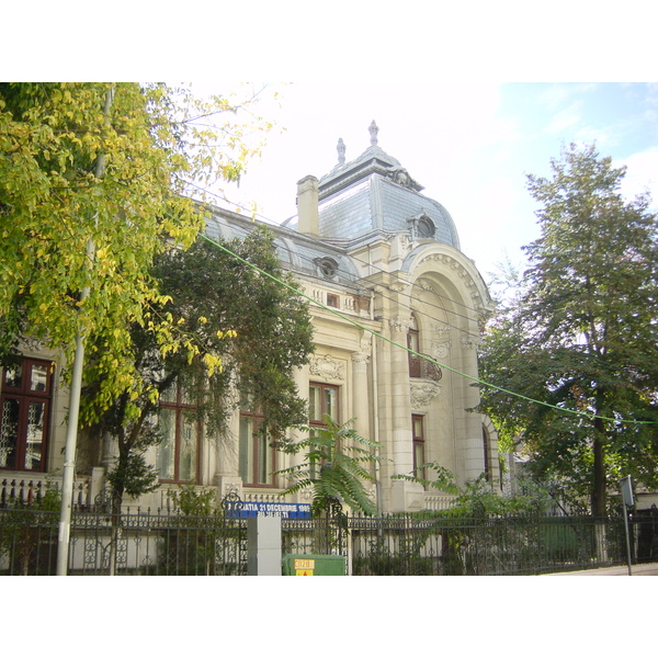 照片 罗马尼亚(Romania) 布加勒斯特(Bucharest) 2003-10 69