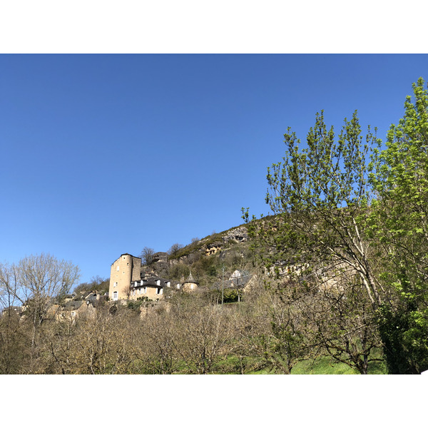 照片 法国(France) 萨勒拉苏尔斯(Salles la Source) 2018-04 22
