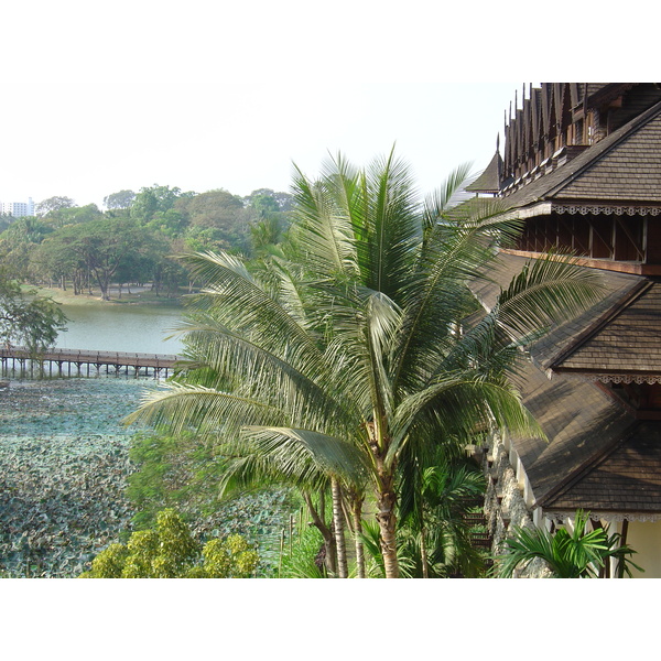 照片 缅甸(Myanmar) 仰光(Yangon) 甘达基宫殿酒店(Kandawgyi Palace Hotel) 2005-01 41