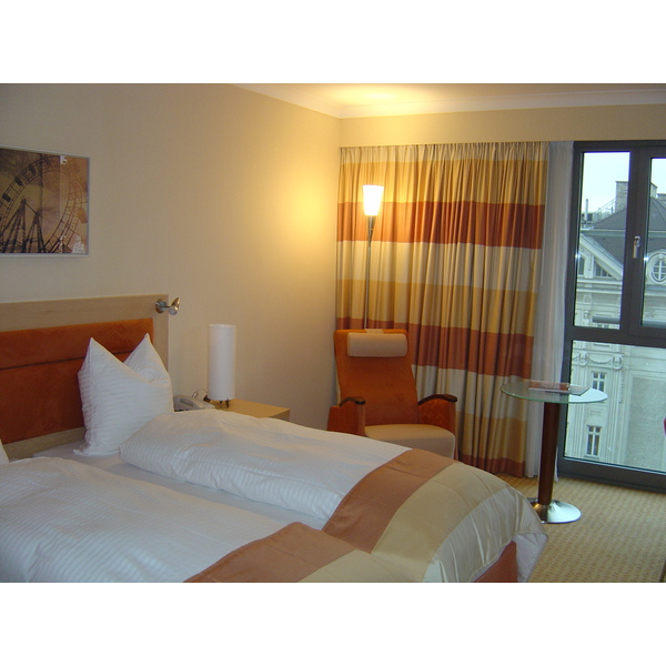 照片 奥地利(Austria) 维也纳(Vienna) 希尔顿酒店(Hilton Hotel) 2004-11 23