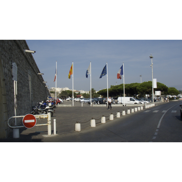 照片 法国(France) 昂蒂布(Antibes) 阿吉永大道(Boulevard Aguillon) 2007-08 35