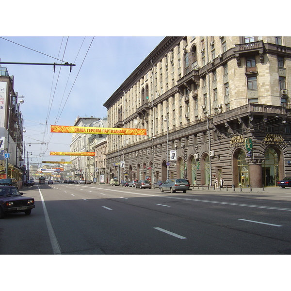 照片 俄罗斯(Russia) 莫斯科(Moscow) 特维尔大街(Tverskaya Street) 2005-04 131