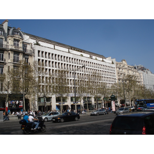 照片 法国(France) 巴黎(Paris) 香榭丽舍大街(Champs Elysees) 2006-04 1